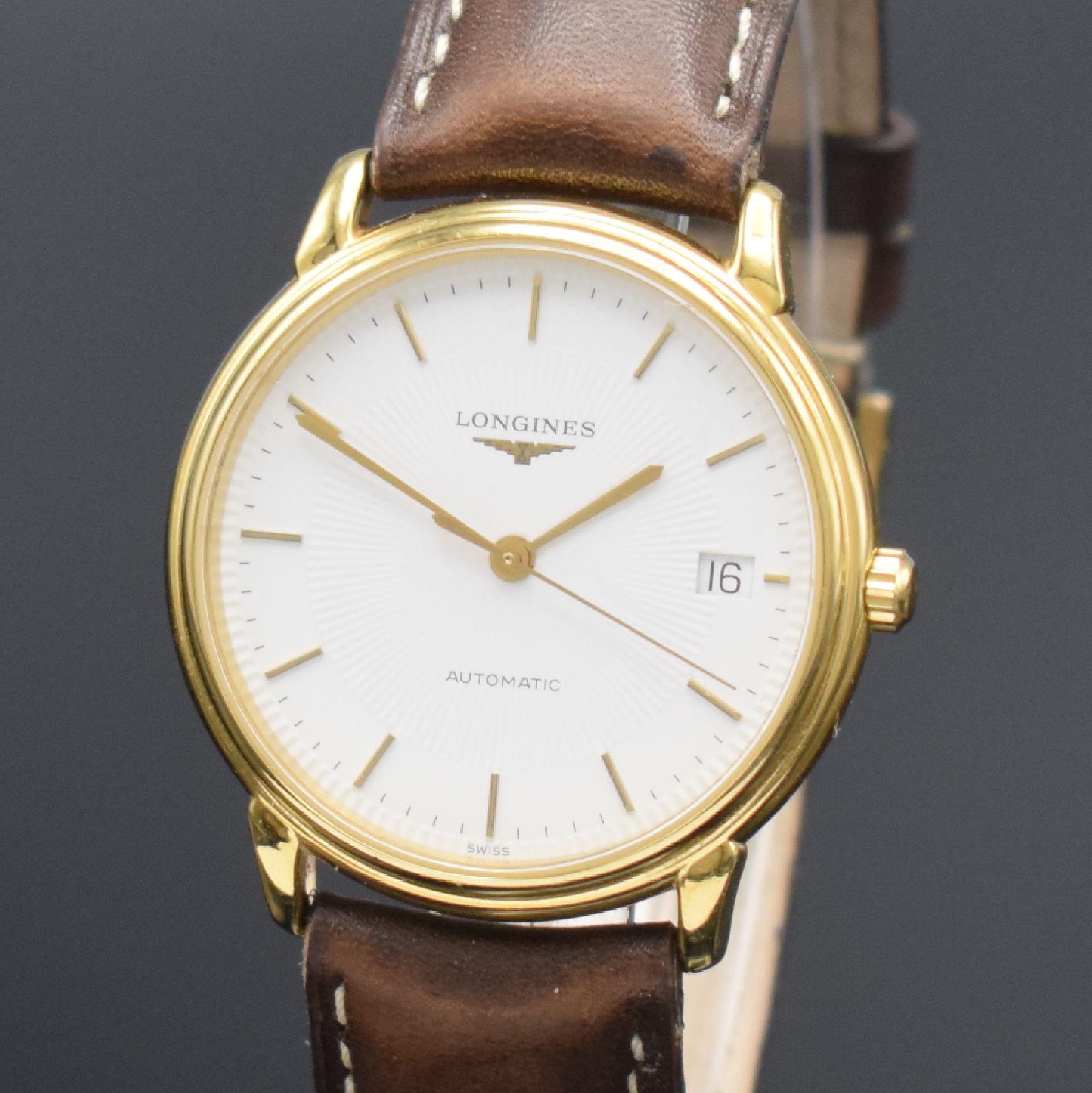 Detail c: LONGINES Armbanduhr Les Grandes Classiques Referenz L4 678 2, Automatik, Schweiz um 2000, verg. Edelstahlgeh. inkl. Lederband m. orig. Dornschl., ...