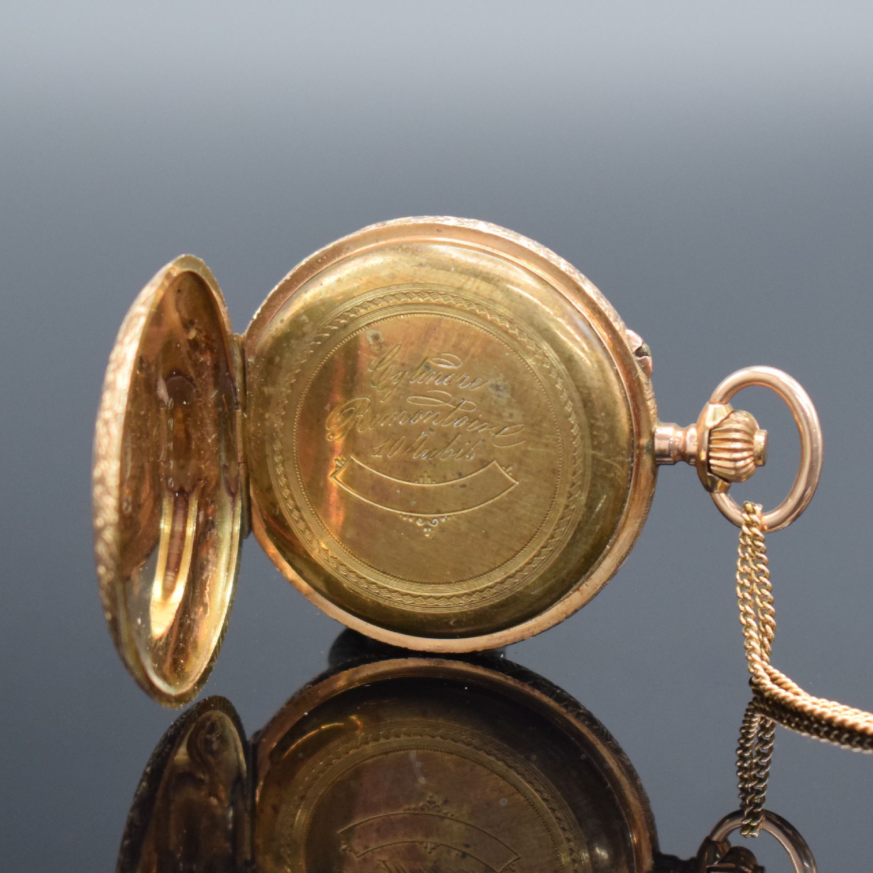 Detail e: MONOPOL / DÜRRSTEIN Damensavonette in GG 585/000 mit Kette in GG 585/000, Schweiz um 1900, floral grav. 2 Deckel-Goldgeh. dell., Metallcuvette, ...