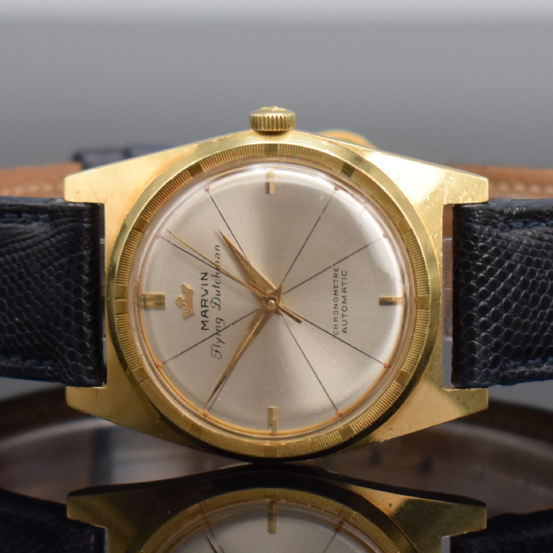 Detail a: MARVIN Chronometer Flying Dutchman seltene Armbanduhr, Schweiz um 1955, Automatik, 2- teil. Geh. in GG 750/000, Boden geschr., Glasrand aufgedr., ...