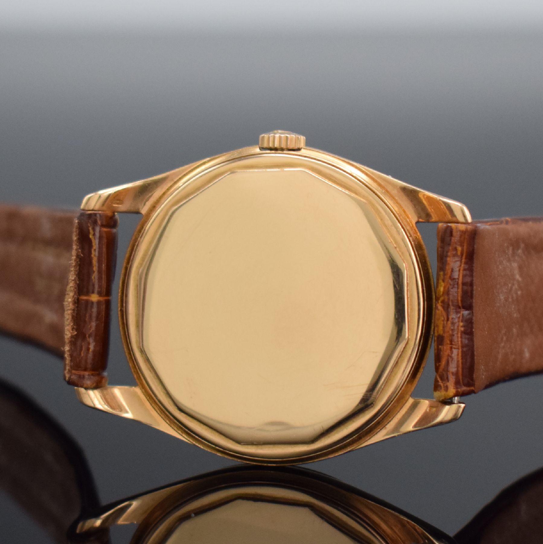 Detail e: CYMA Navystar Chronometer seltene Herrenarmbanduhr in RoseG 750/000, Schweiz um 1960, Handaufzug, 2-teil. Geh., Boden geschr., silb. Zifferbl. m. ...