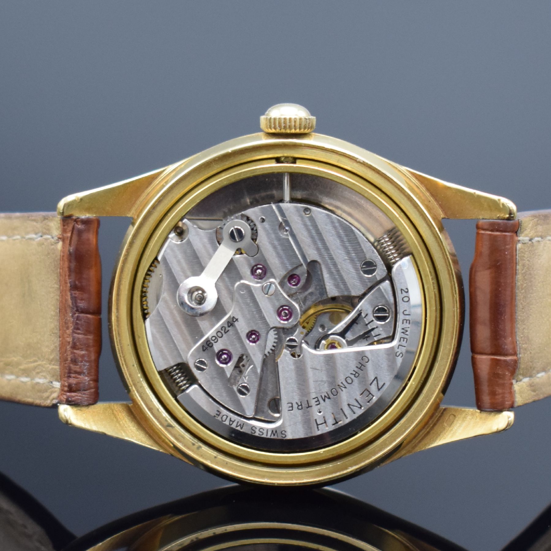 Detail c: ZENITH Captain Chronometer Herrenarmbanduhr in GG 750/000 Kaliber 71, Schweiz um 1958, sog. Hammerautomatik, 2-teil. Geh., Boden geschr., aufw. gold. ...