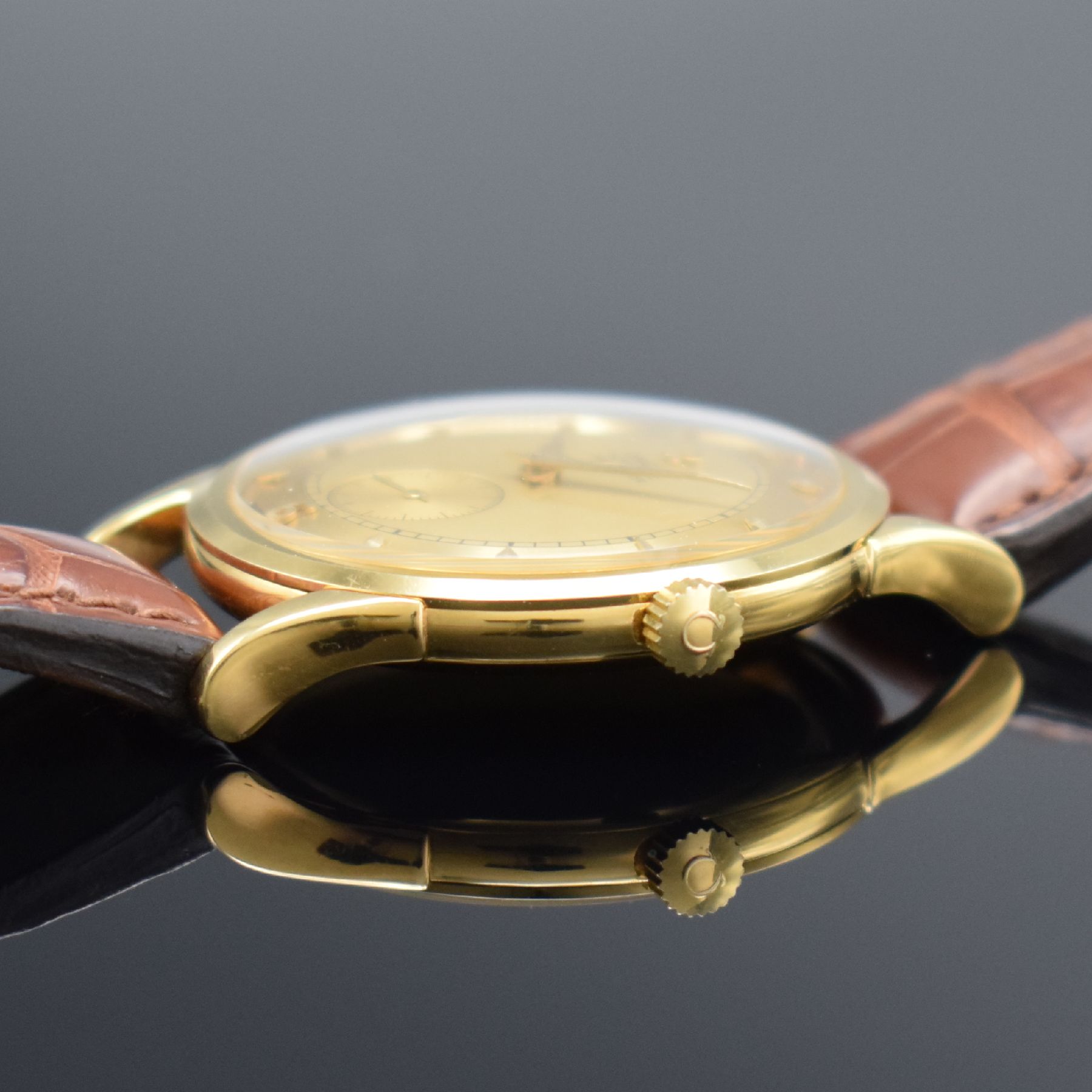 Detail c: OMEGA "Centenary" Chronometer sehr seltene Herrenarmbanduhr in GG 750/000, Schweiz um 1948, Hammerautomatik, Sonderausführung zum 100. ...