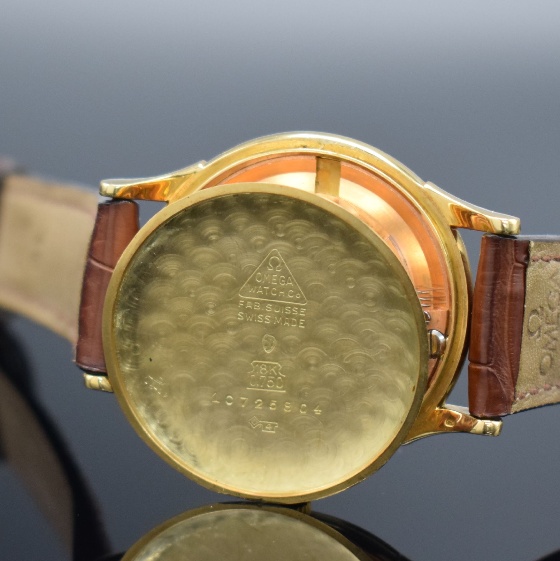 Detail g: OMEGA "Centenary" Chronometer sehr seltene Herrenarmbanduhr in GG 750/000, Schweiz um 1948, Hammerautomatik, Sonderausführung zum 100. ...