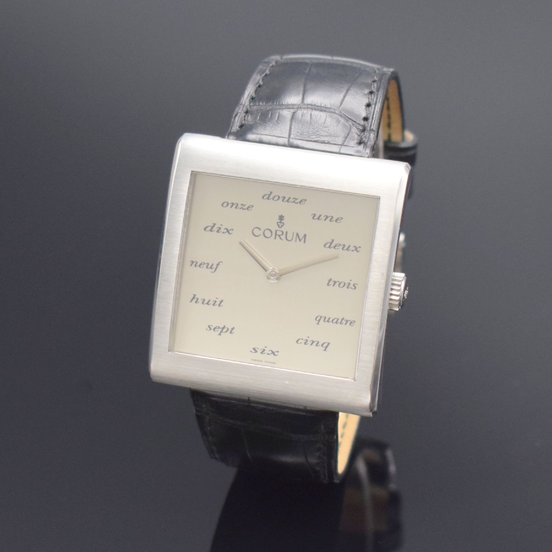 Detail b: CORUM Buckingham Herrenarmbanduhr Referenz 157.181.20, Schweiz um 2005, Handaufzug, Edelst., Boden 9-fach verschr., orig. Lederband m. orig. ...