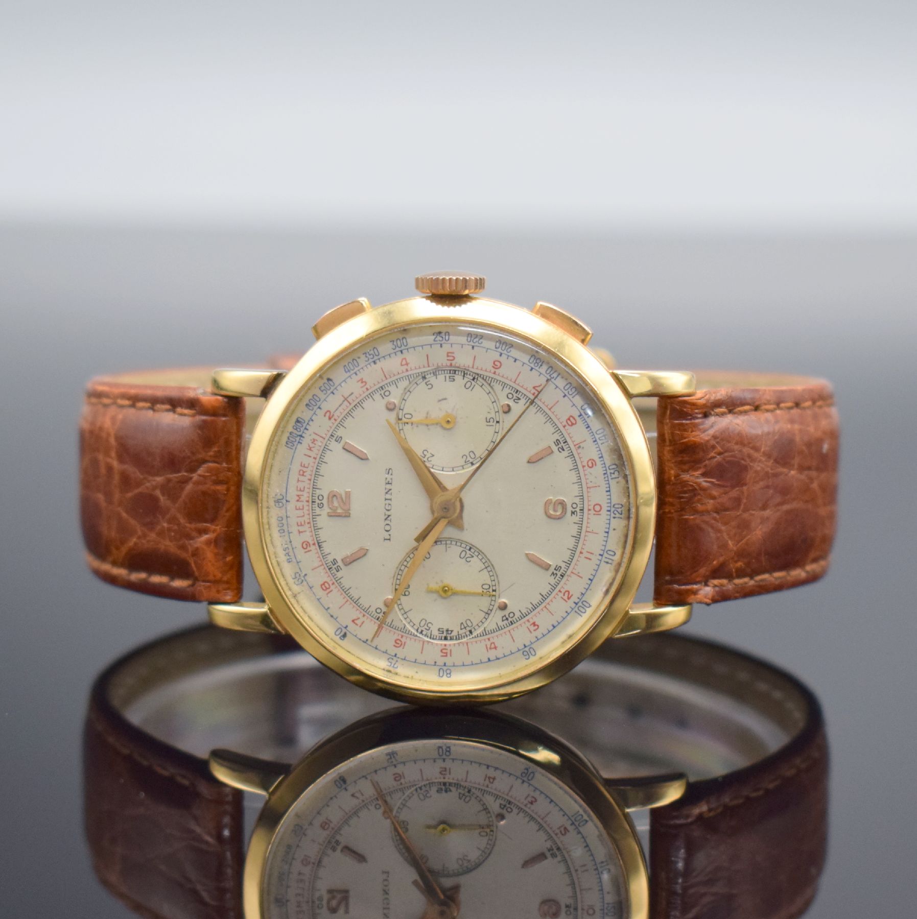 LONGINES seltene Herrenarmbanduhr mit Flyback-Chronograph in RoseG 750/000, Schweiz um 1961, Handaufzug, Ref. 6234-5, 3-teil. Geh., Boden & Glasrand ...