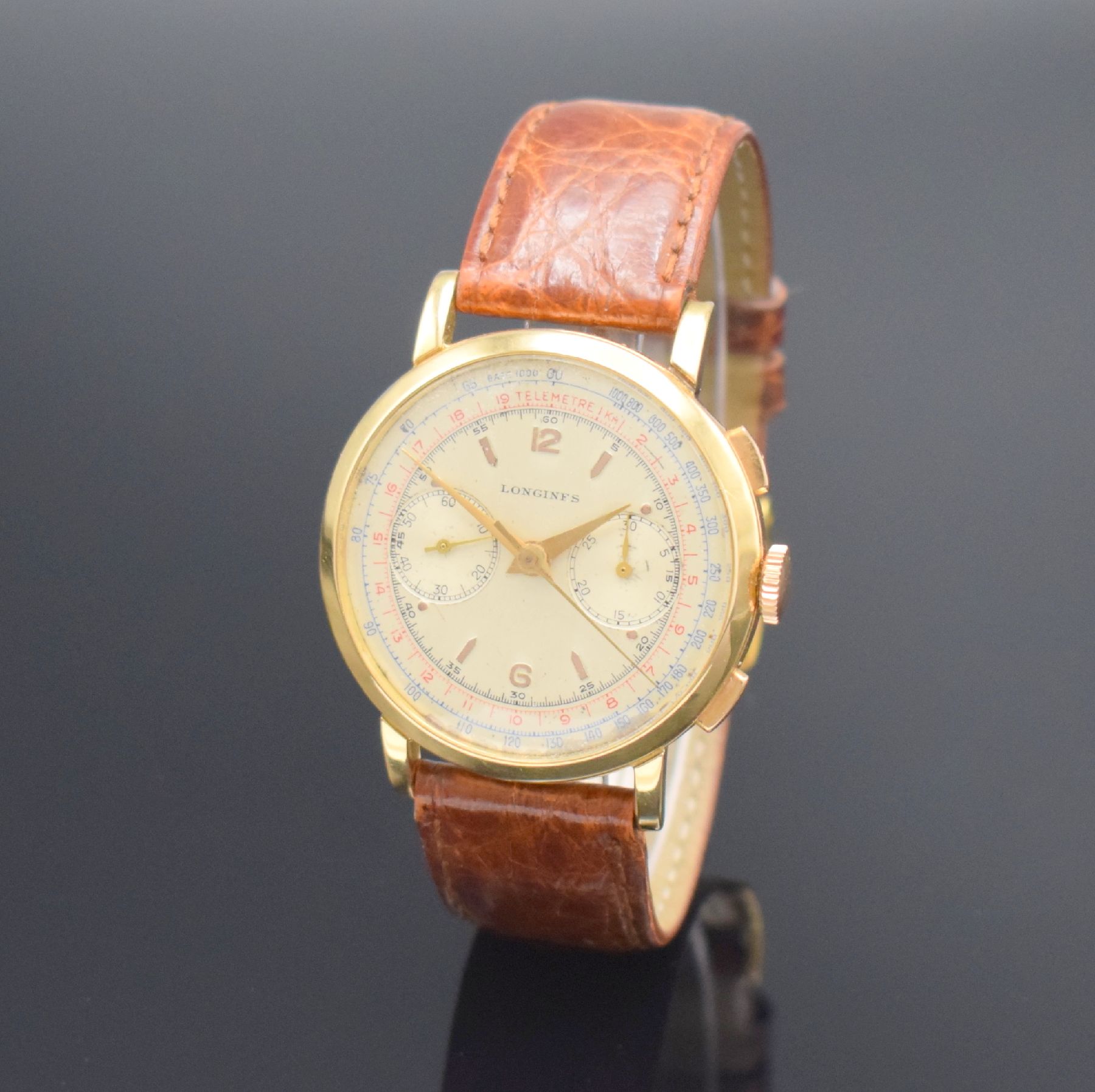 Detail b: LONGINES seltene Herrenarmbanduhr mit Flyback-Chronograph in RoseG 750/000, Schweiz um 1961, Handaufzug, Ref. 6234-5, 3-teil. Geh., Boden & Glasrand ...