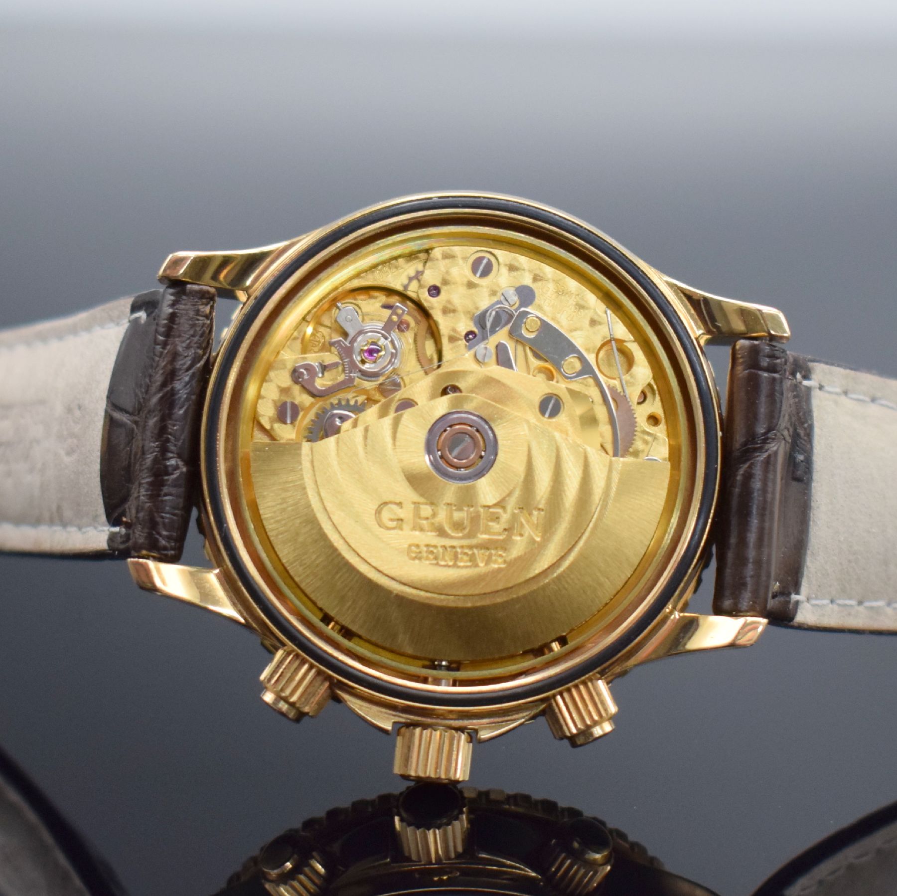 Detail h: GRUEN Aquarius seltene auf 500 Stück limitierte Herrenarmbanduhr in Roségold 750/000, Schweiz um 1990, Automatik, massives Goldgeh., Boden, Krone & ...