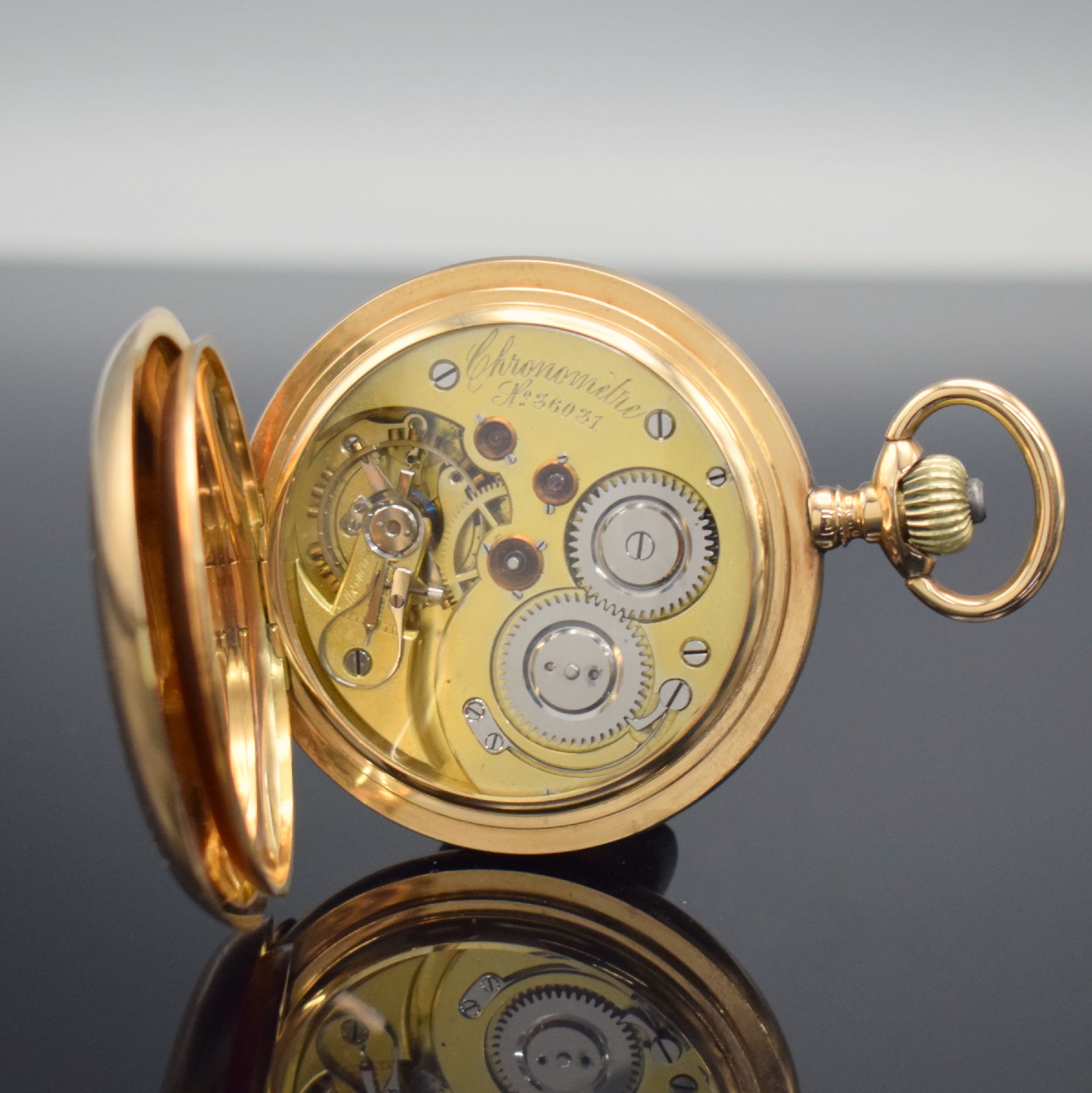 Detail g: Schwere Savonette mit Chronometerhemmung Nr. 36031 in RoseG 585/000, Schweiz um 1900, guill. 3-Deckel Goldgeh. l. dell., Emailzifferbl. m. röm. ...