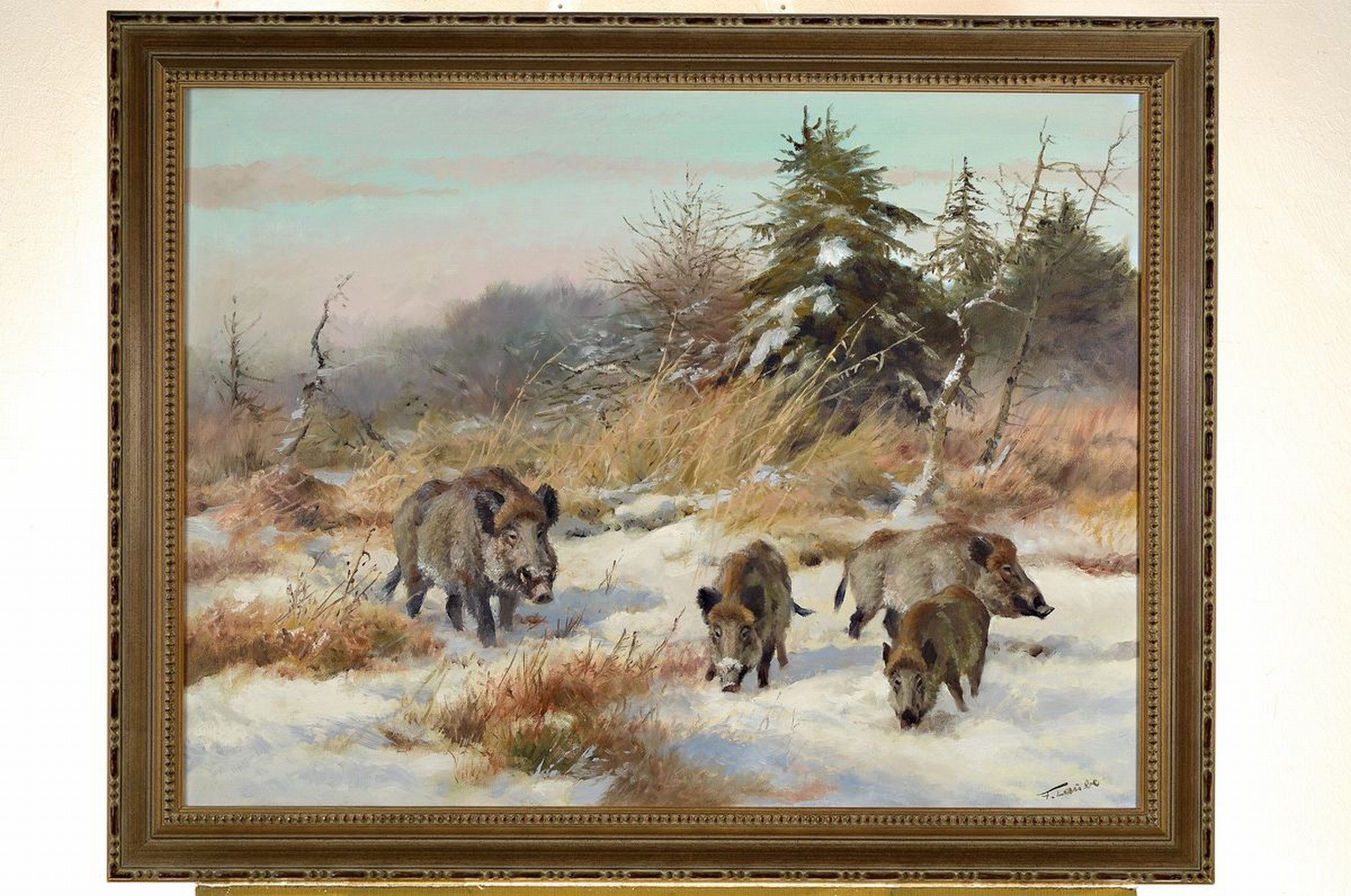 Detail k: Fritz Laube, 1914 - 1993, Wildschweine in verschneiter Landschaft, rechts unten signiert, Öl/Lwd R., ca. 72x93 cm