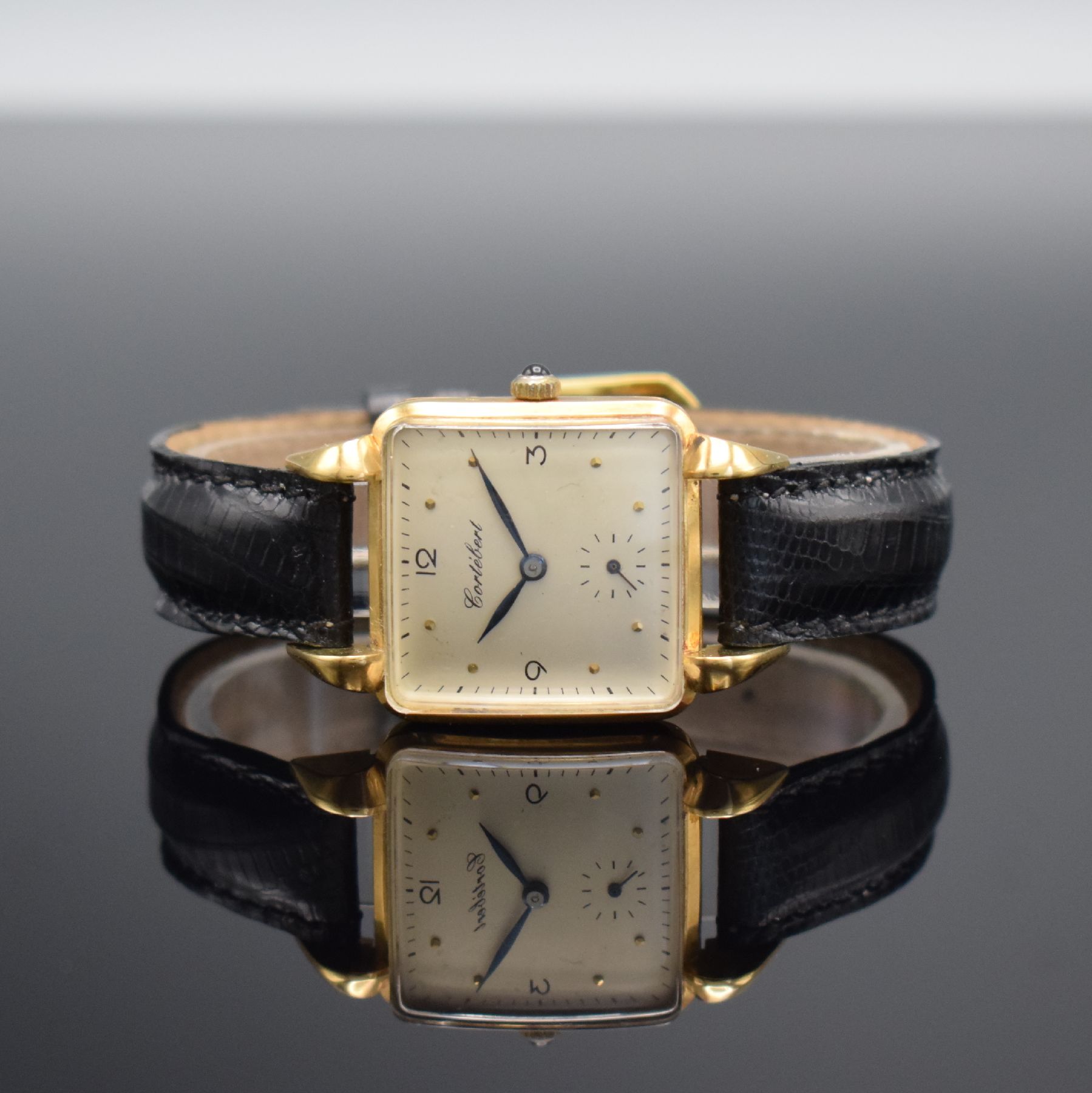 CORTEBERT Damenarmbanduhr in RG 750/000, Schweiz um 1950, Handaufzug, Boden aufgedr., Schmuckkrone, Tropfen-Anstöße, silb. Zifferbl. m. gold. ...