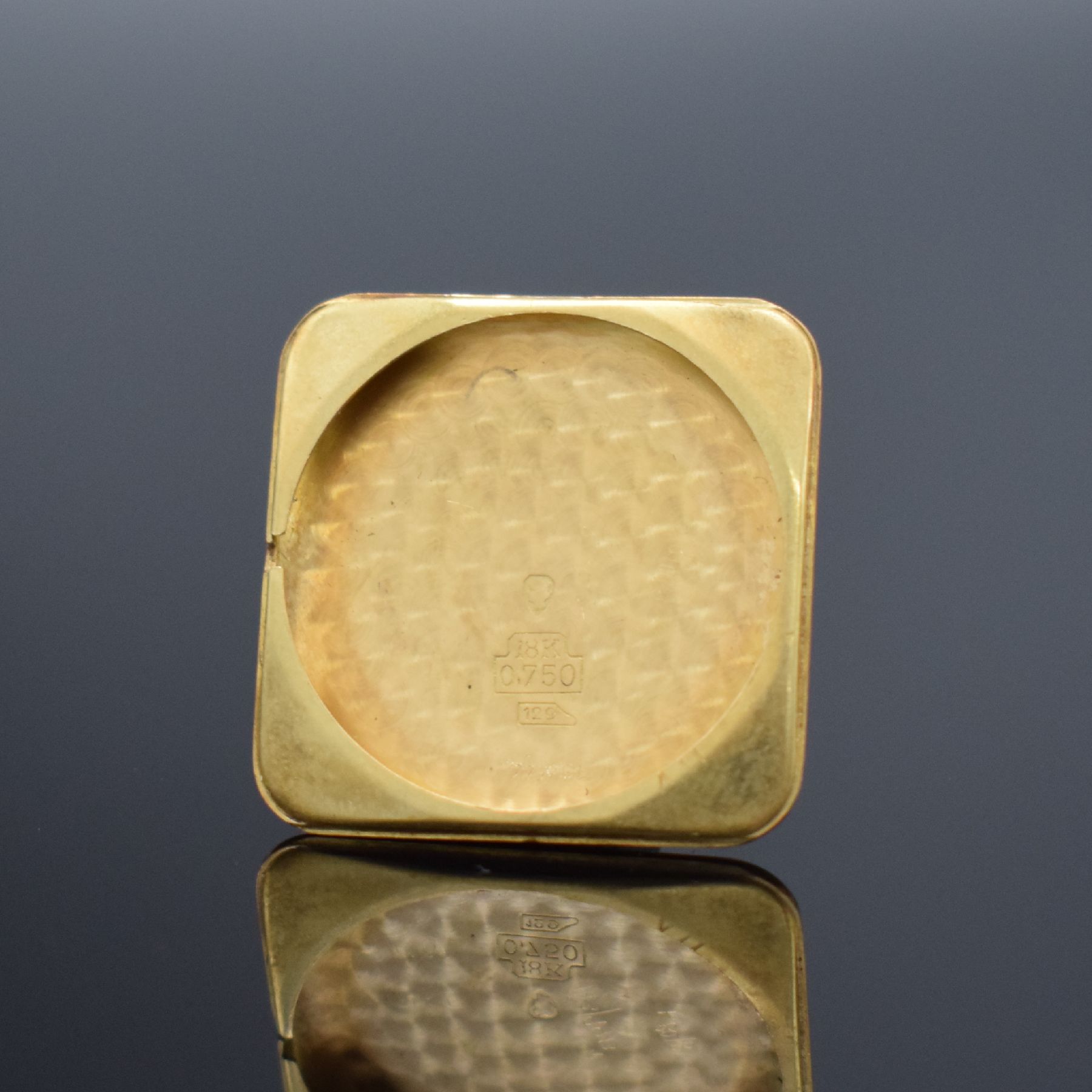 Detail g: CORTEBERT Damenarmbanduhr in RG 750/000, Schweiz um 1950, Handaufzug, Boden aufgedr., Schmuckkrone, Tropfen-Anstöße, silb. Zifferbl. m. gold. ...