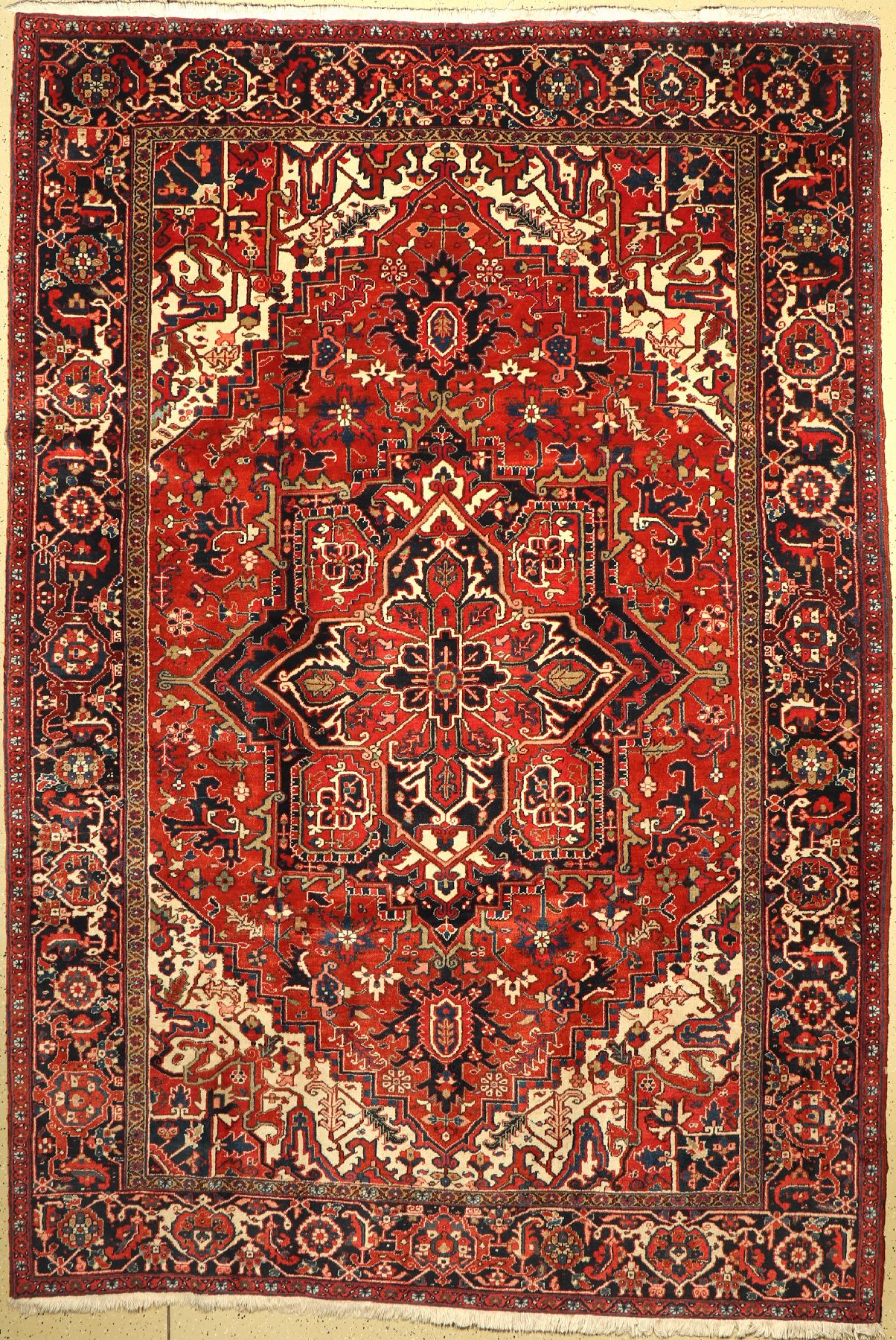 Heriz alt, Persien, um 1960, Wolle auf Baumwolle, ca. 350 x 239 cm, EHZ: 2