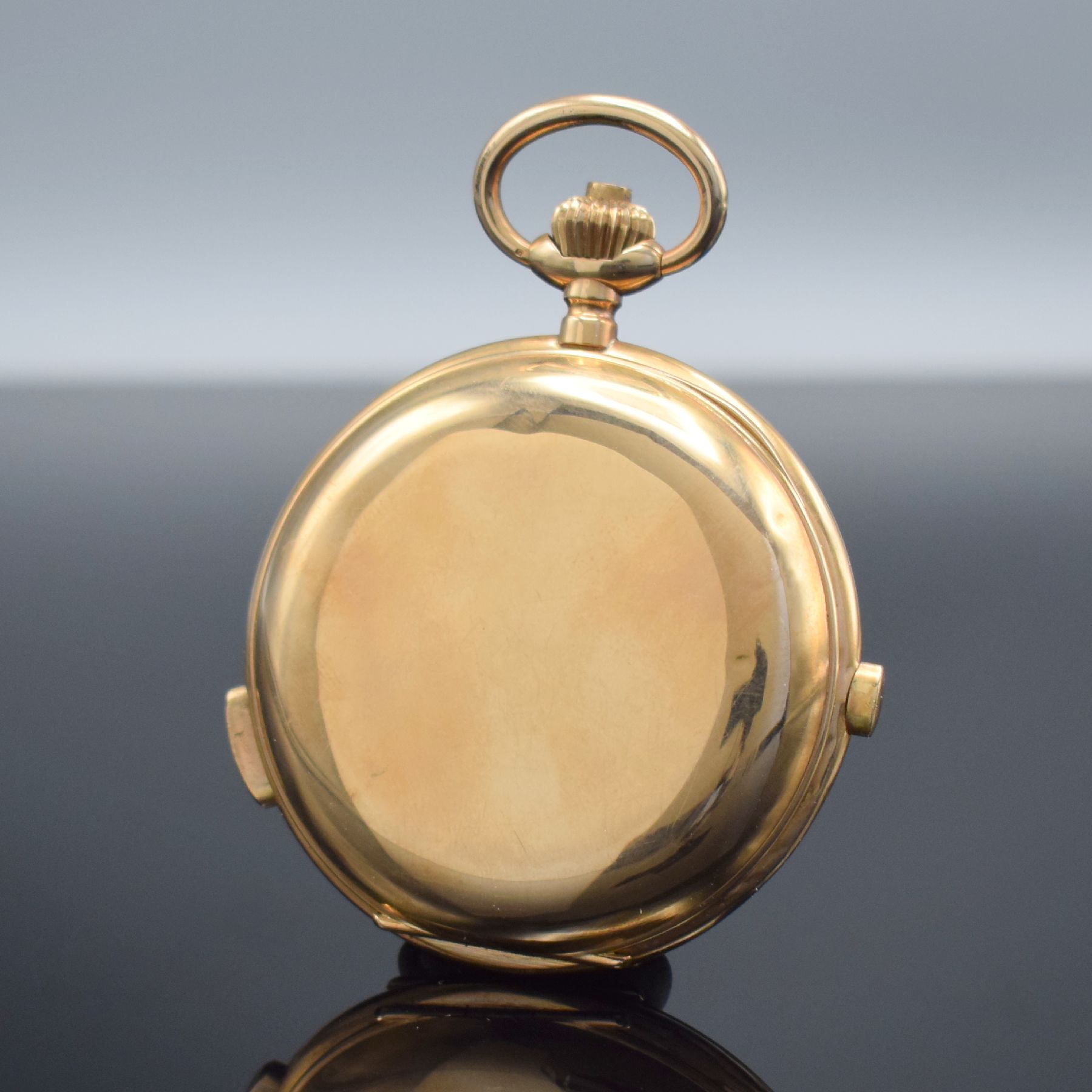 Detail c: Große Herrensavonette mit 1/4-Stunden- Repetition & Schaltradchronograph in RG 585/000, Schweiz um 1900, glattes 3-Deckel Goldgeh. dell., Cuvette m. ...