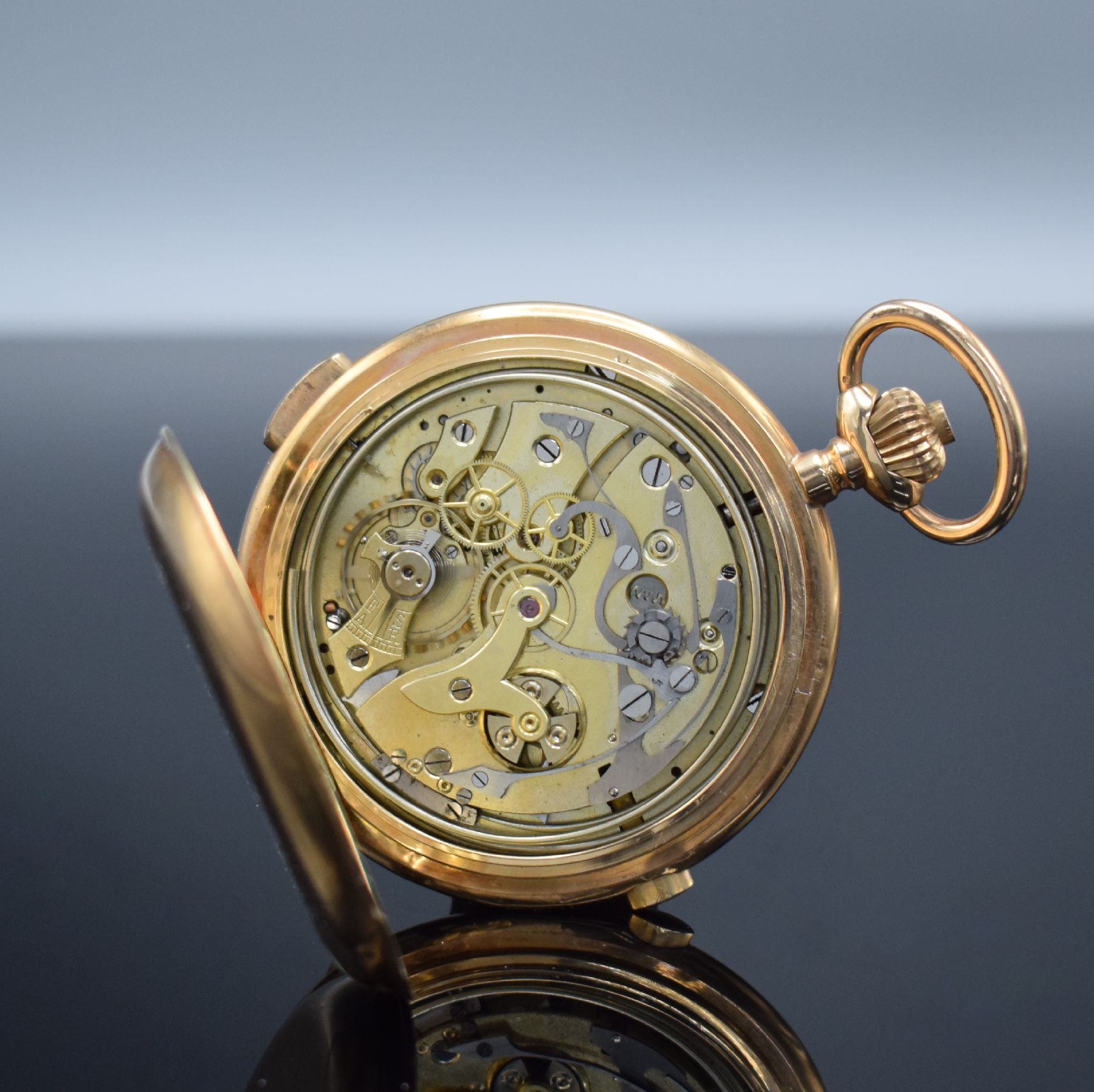 Detail g: Große Herrensavonette mit 1/4-Stunden- Repetition & Schaltradchronograph in RG 585/000, Schweiz um 1900, glattes 3-Deckel Goldgeh. dell., Cuvette m. ...