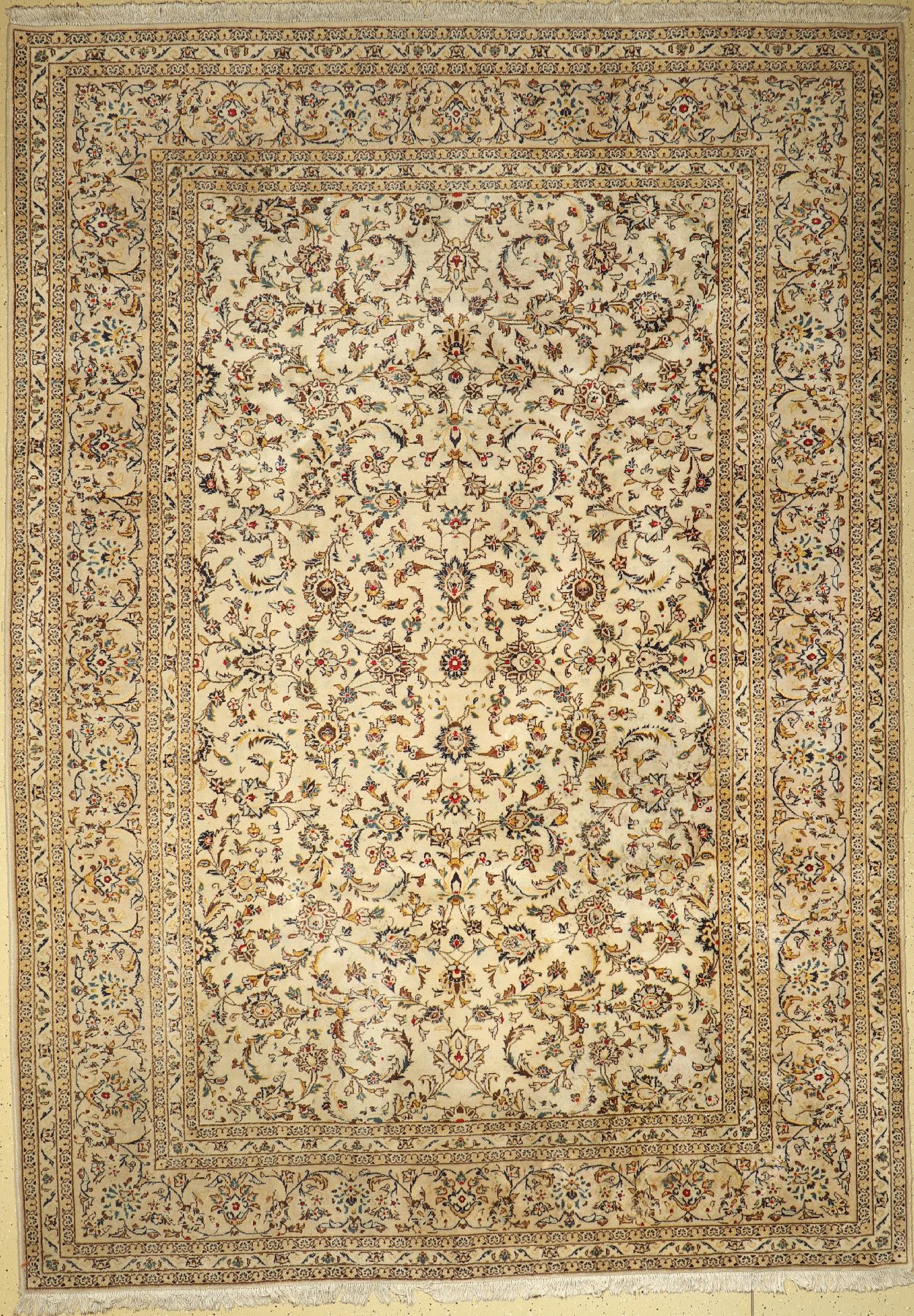 Keschan alt, Persien, ca. 50 Jahre, Wolle auf Baumwolle, ca. 342 x 242 cm, EHZ: 2, (Fleckig)