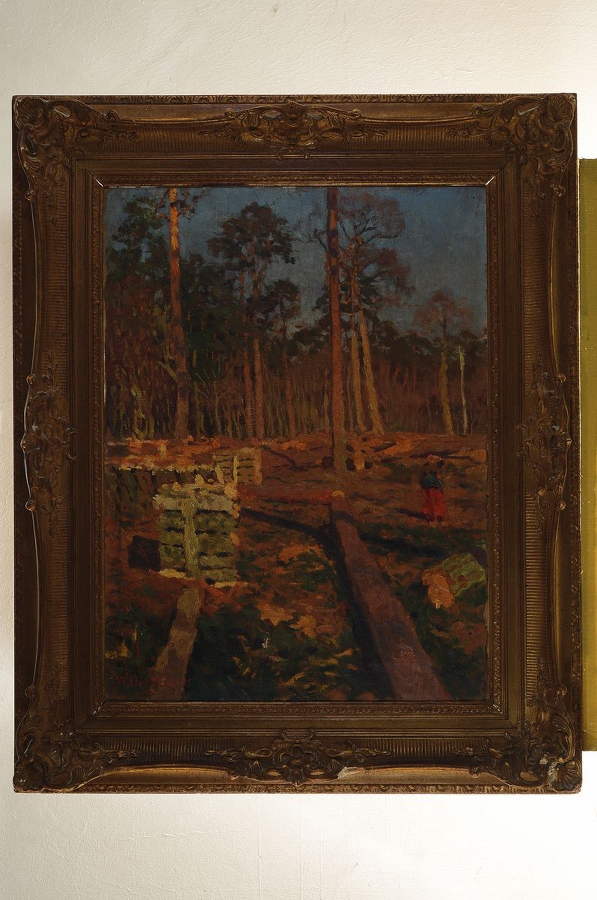 Detail k: Wilhelm Oertel, 1870 Frankfurt a.M. - 1933 Mannheim, Kiefernwald mit vordergründigem Holzfällerlager im Abendlicht, Staffagefigur u. Holzstapel, ...