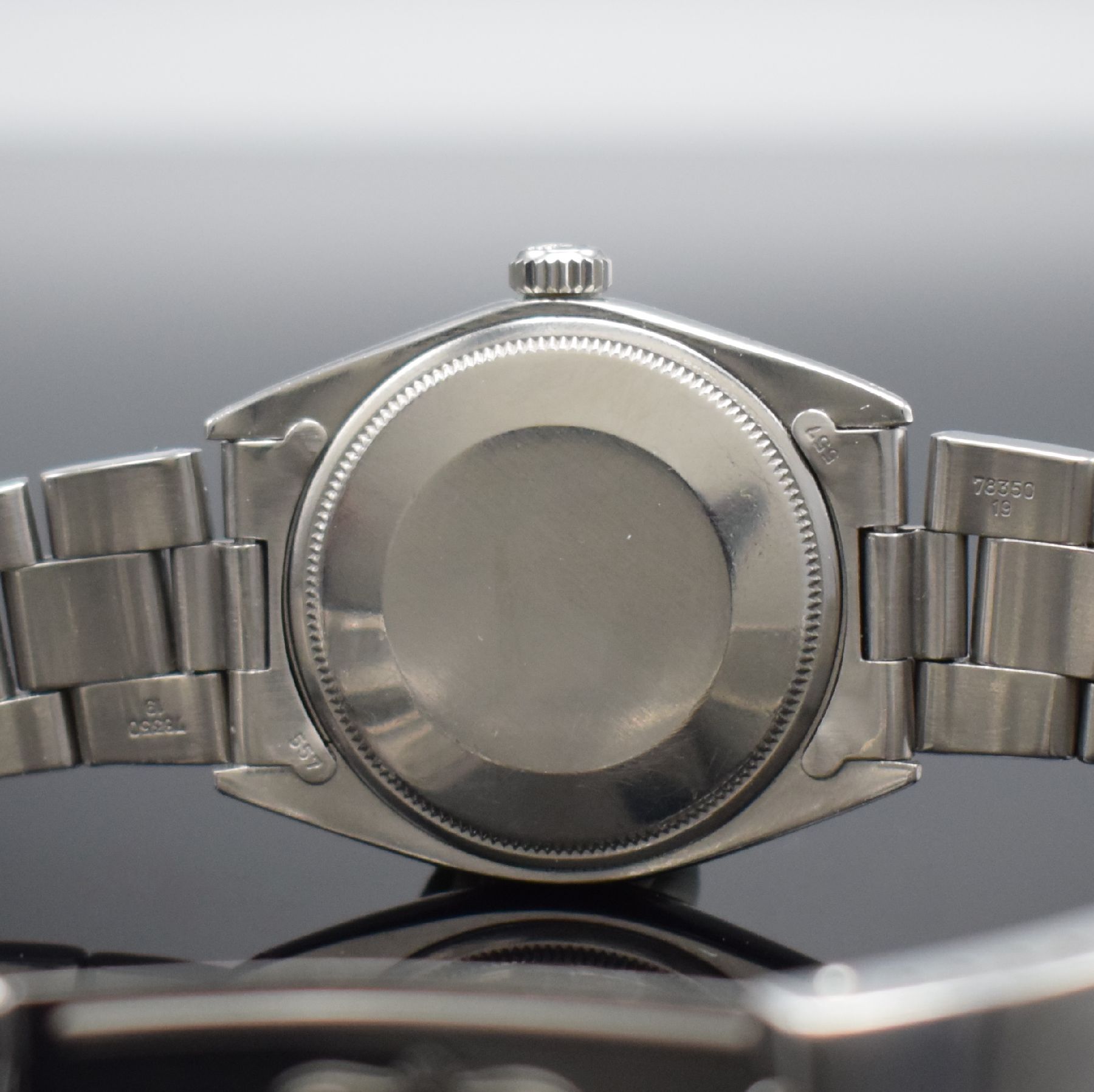 Detail f: ROLEX Oyster Perpetual Date Referenz 1500 Herrenarmbanduhr, Schweiz um 1965, Automatik, Chronometer der Superlative in Edelstahl an Oysterband m. ...