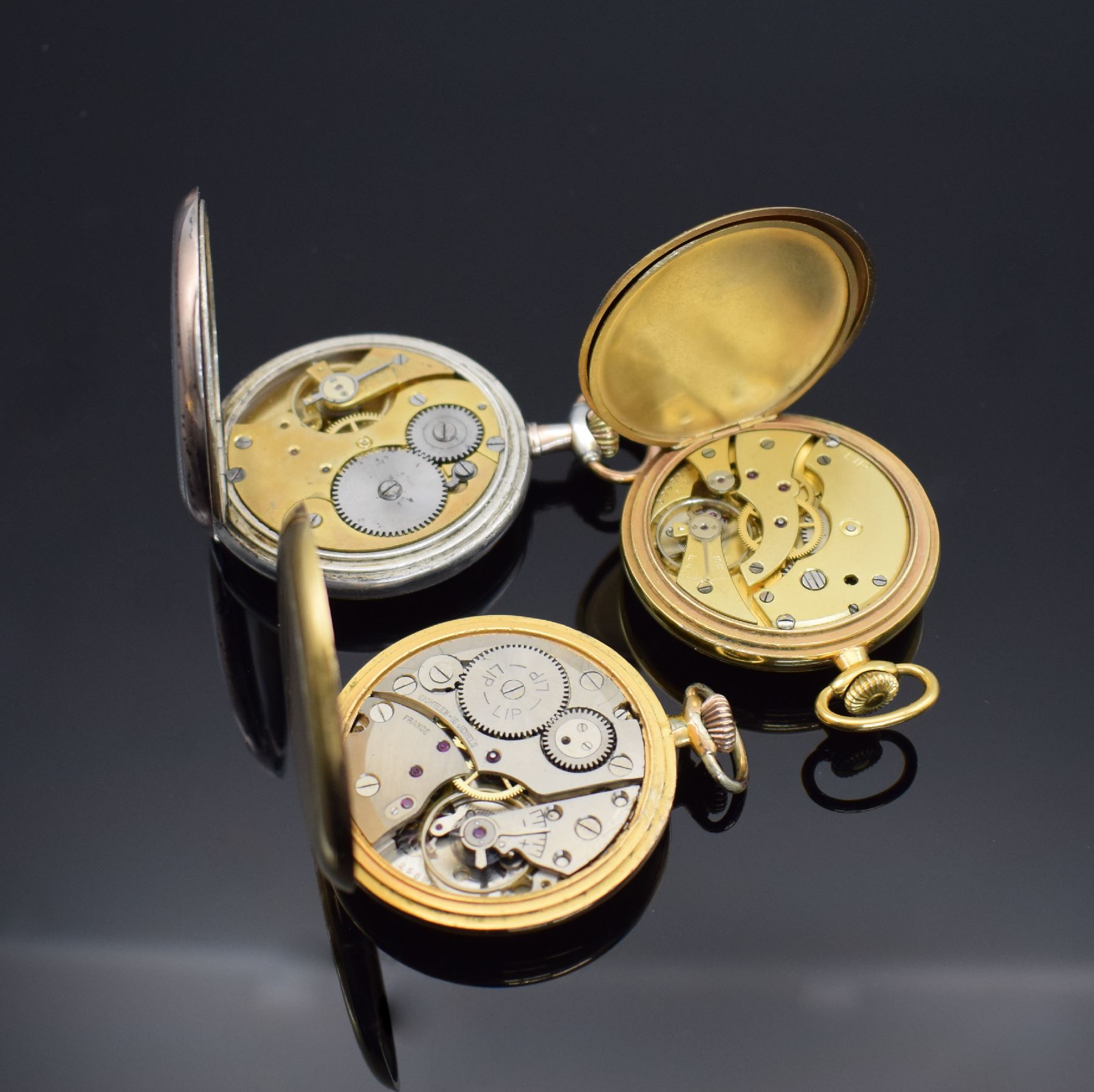 Detail c: 5 offene und 1 Savonette Herrentaschenuhr, Schweiz/Deutschland/Frankreich um 1900-1952, z. T. namhafte Hersteller, teils verg. & silb. Geh. dell., ...