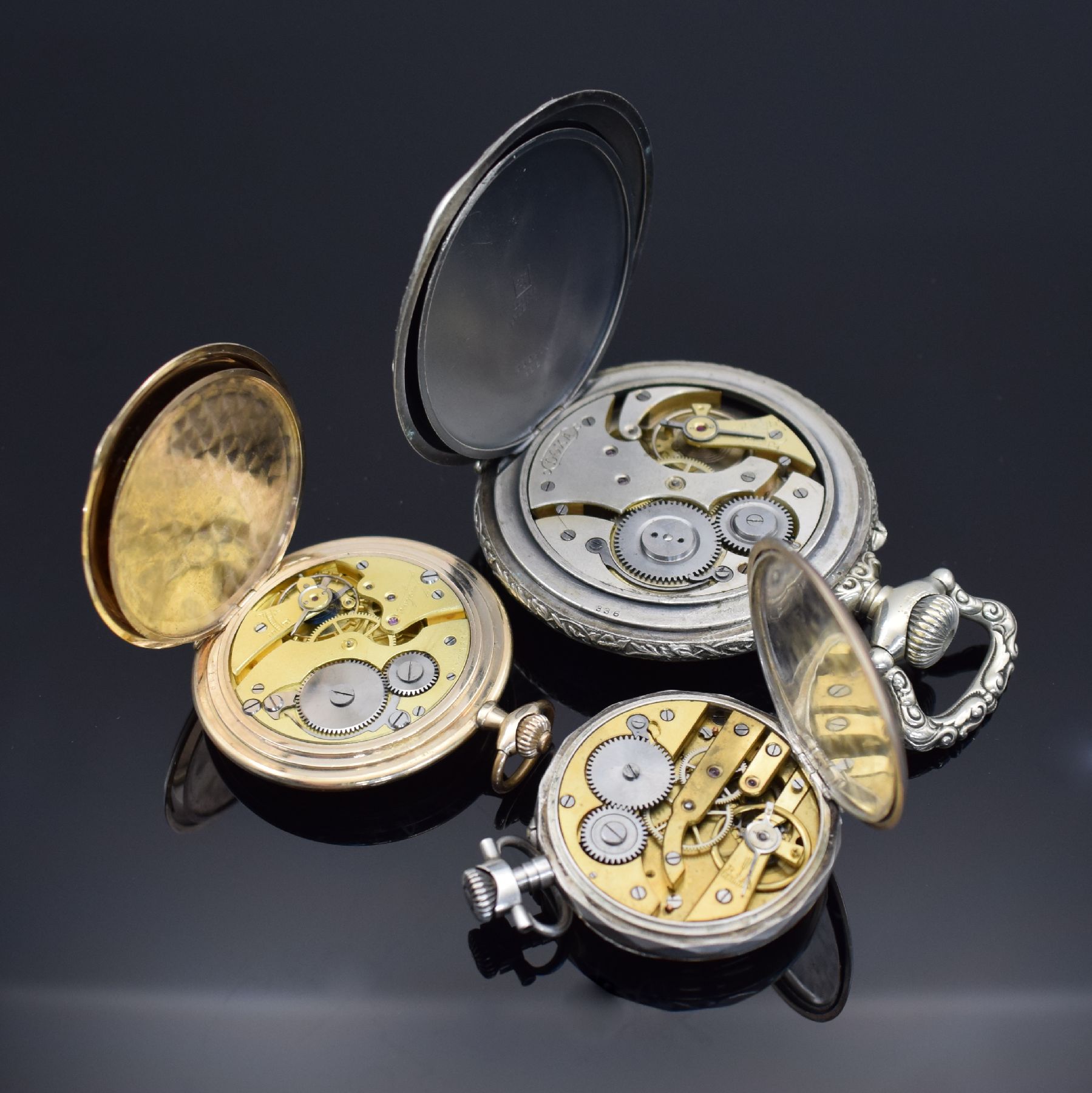 Detail f: 5 offene und 1 Savonette Herrentaschenuhr, Schweiz/Deutschland/Frankreich um 1900-1952, z. T. namhafte Hersteller, teils verg. & silb. Geh. dell., ...