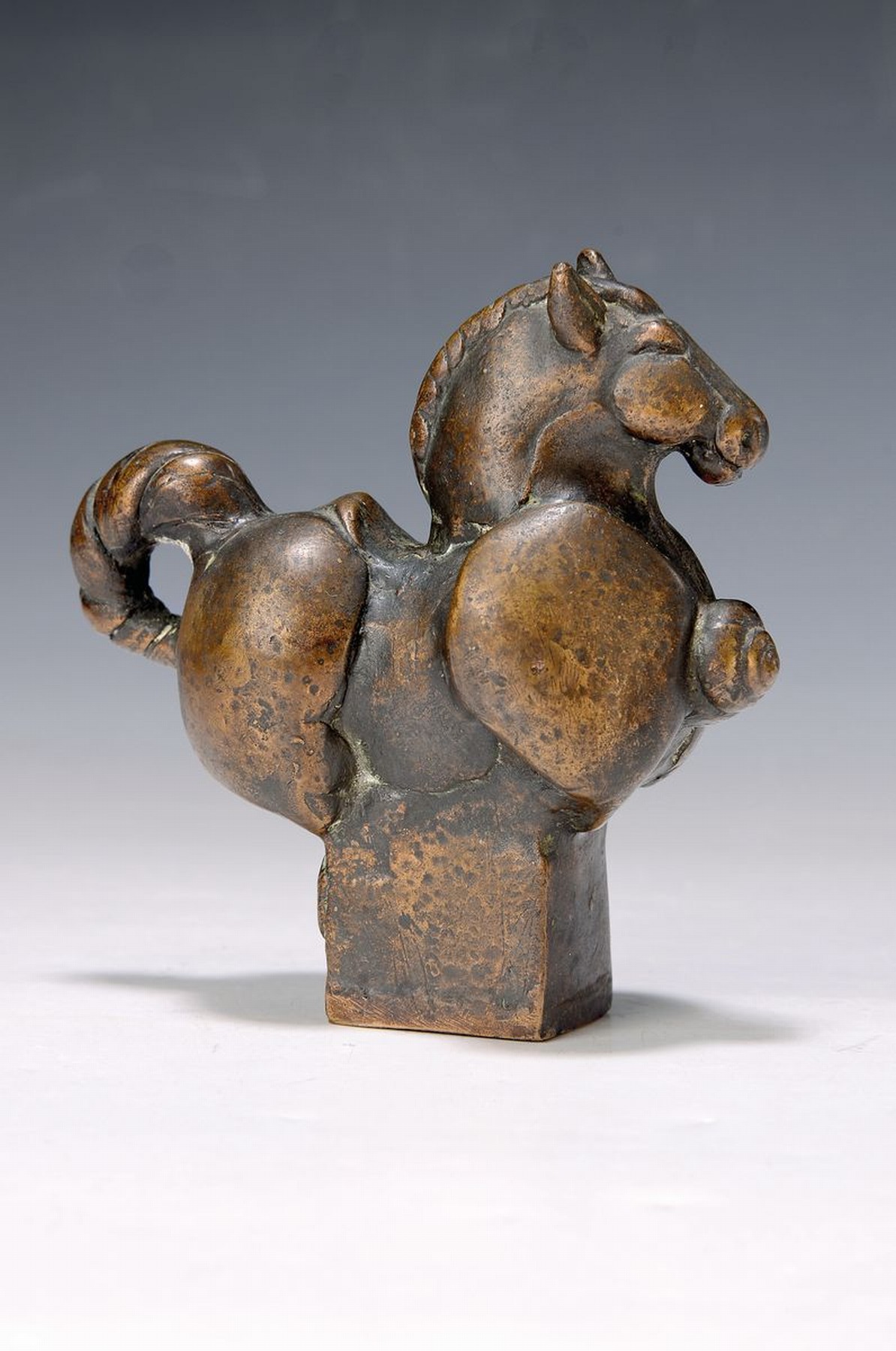 Gernot Rumpf, geb. 1941 Kaiserslautern, Pferd, Bronzeskulptur, monogr., H. ca. 13cm