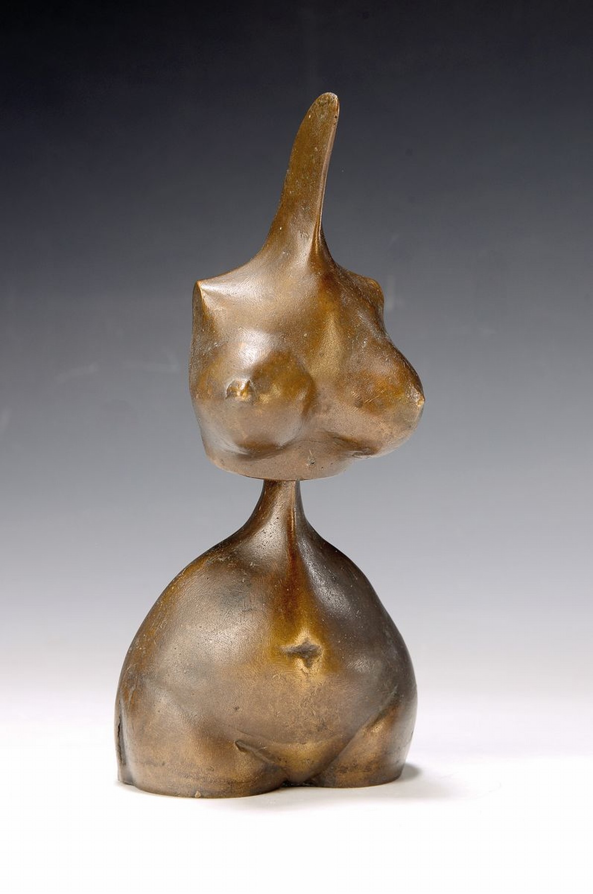 Gernot Rumpf, geb. 1941 Kaiserslautern, weiblicher Akt, zweiteilige Bronzeskulptur, monogr., H. ca. 24cm