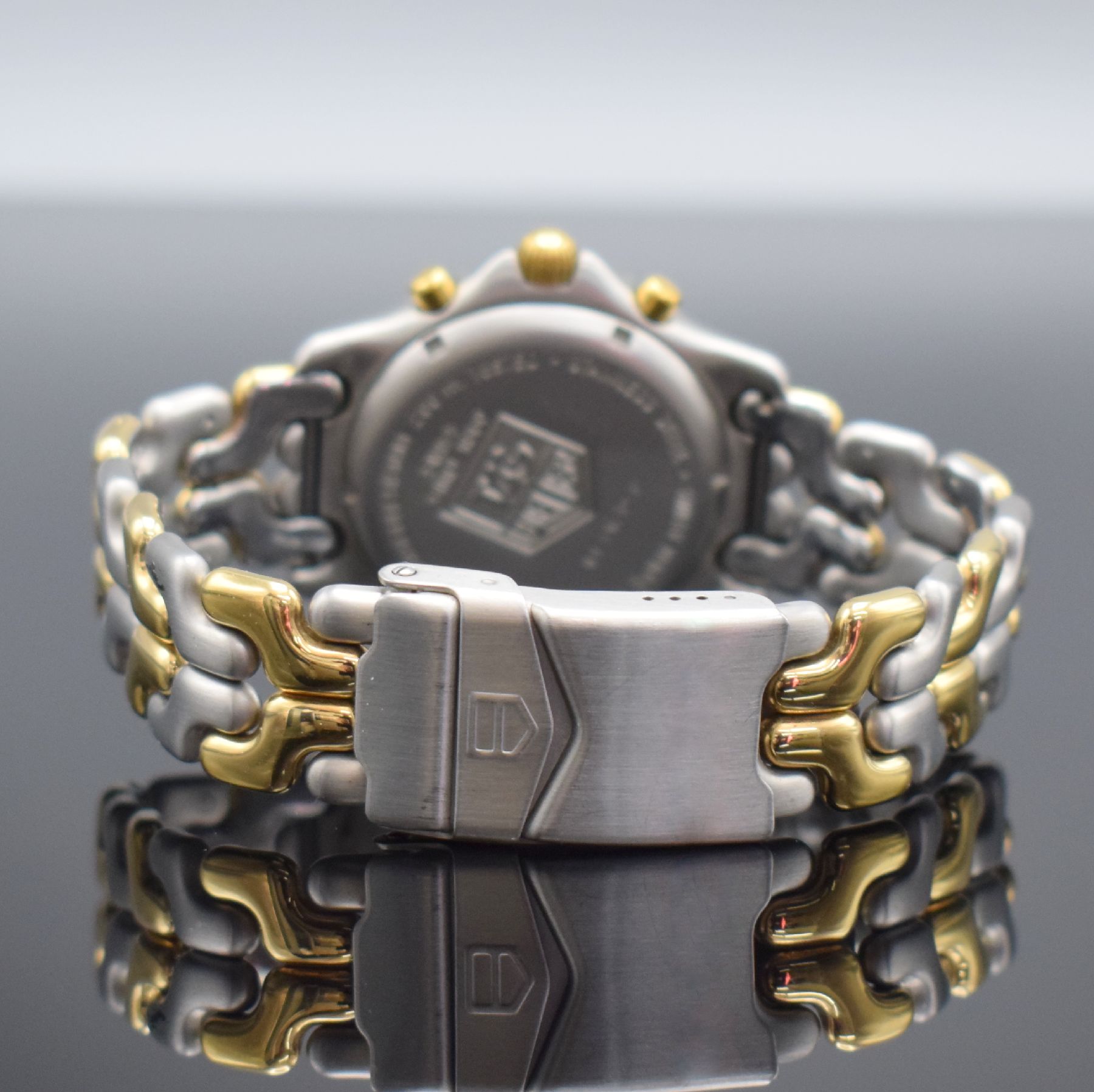 Detail c: TAG HEUER 2 Armbandchronographen Serie Professional Referenz CG1122-0 und CG1123-0, Schweiz um 2000, quarz, Edelstahlgeh. inkl. Gliederbänder m. ...