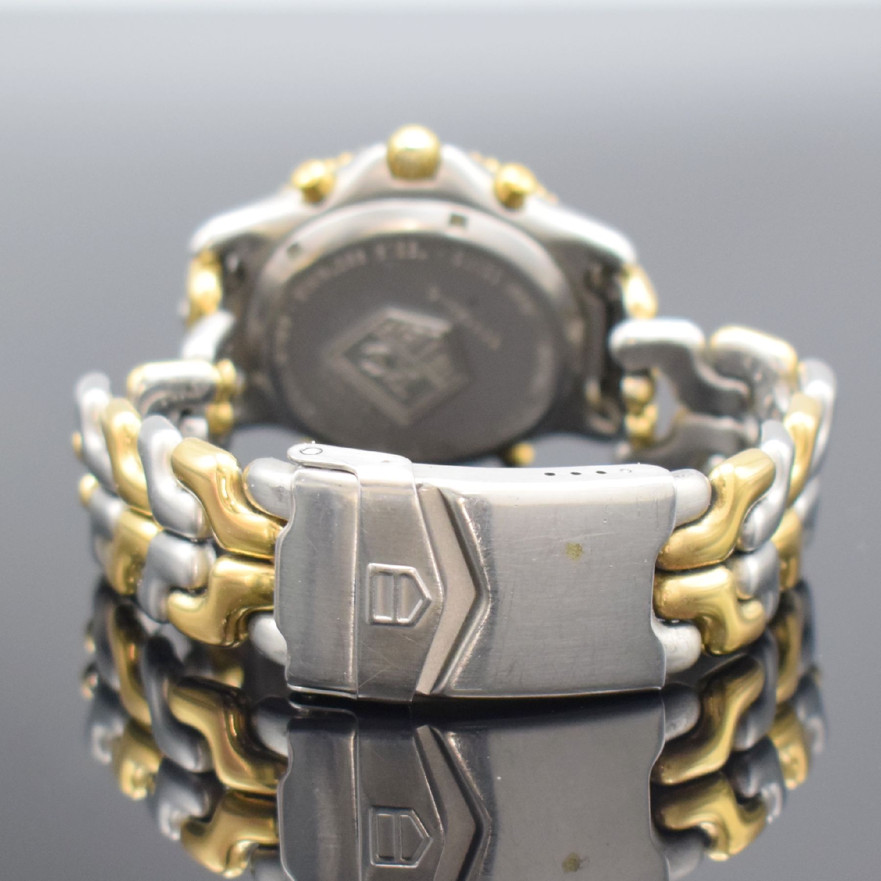 Detail g: TAG HEUER 2 Armbandchronographen Serie Professional Referenz CG1122-0 und CG1123-0, Schweiz um 2000, quarz, Edelstahlgeh. inkl. Gliederbänder m. ...