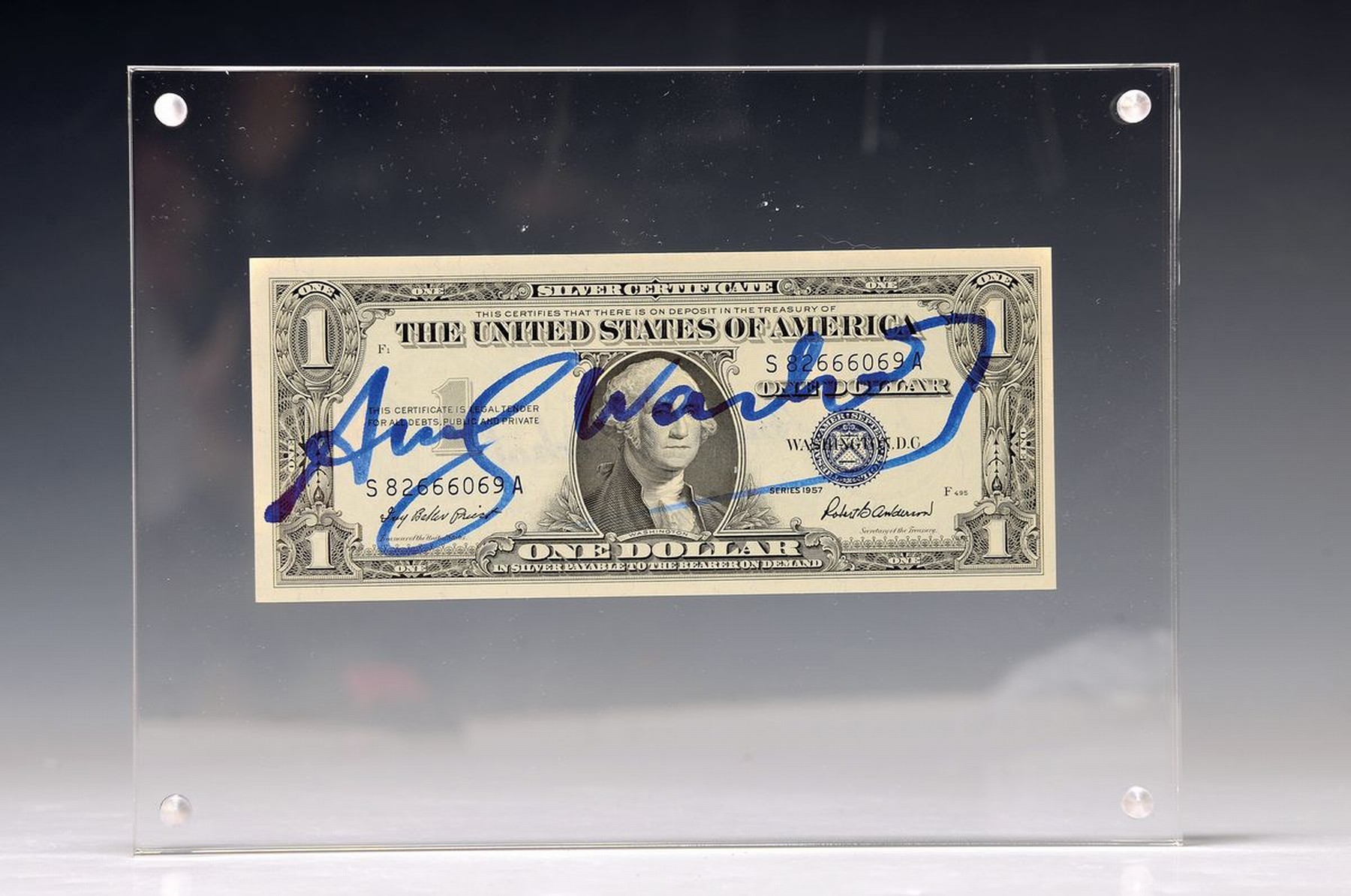 Andy Warhol, 1928-1987, "1 Dollar (George Washington)", Seriennr. S82666069A, 1957, Vorder- u. Rückseite signiert bzw. ...