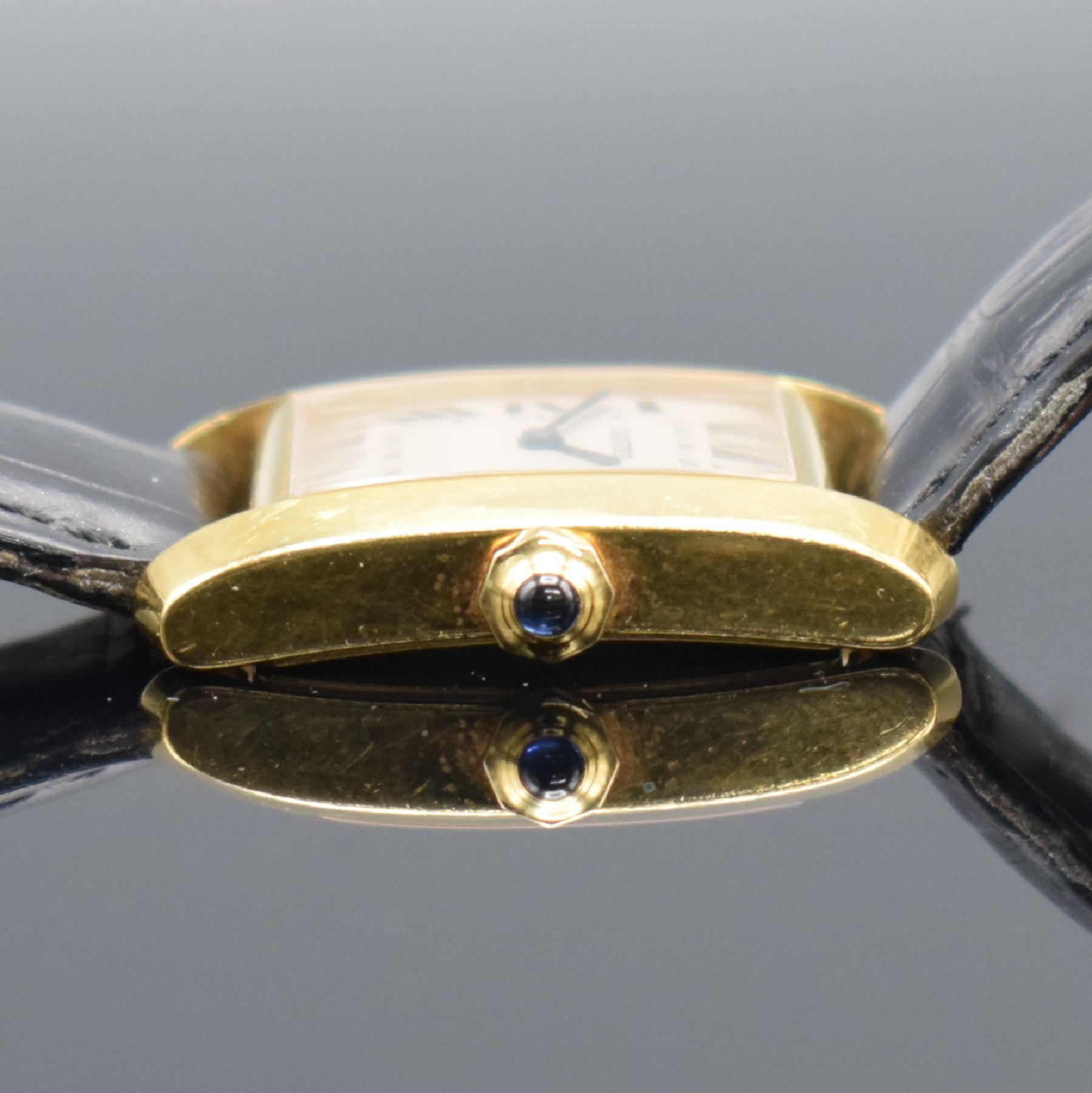 Detail d: CARTIER Damenarmbanduhr Tank Francaise in GG 750/000, Schweiz um 2005, quarz, Ref. 1821, Boden 4-fach verschr., neutr. Lederband m. orig. Dornschl. ...