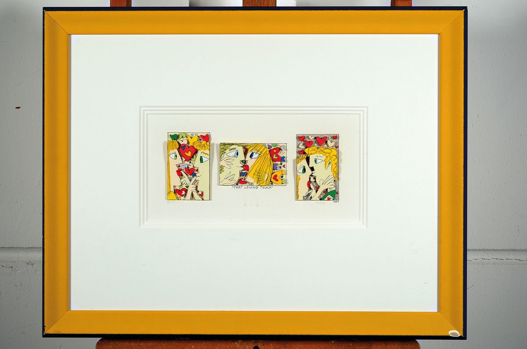 Detail k: James Rizzi, 1950-2011, 3D-Konstruktion "that loving touch", handsign., num. 116/350, dat. 1997, unter Glas gerahmt, R. beschädigt, gesamt ...