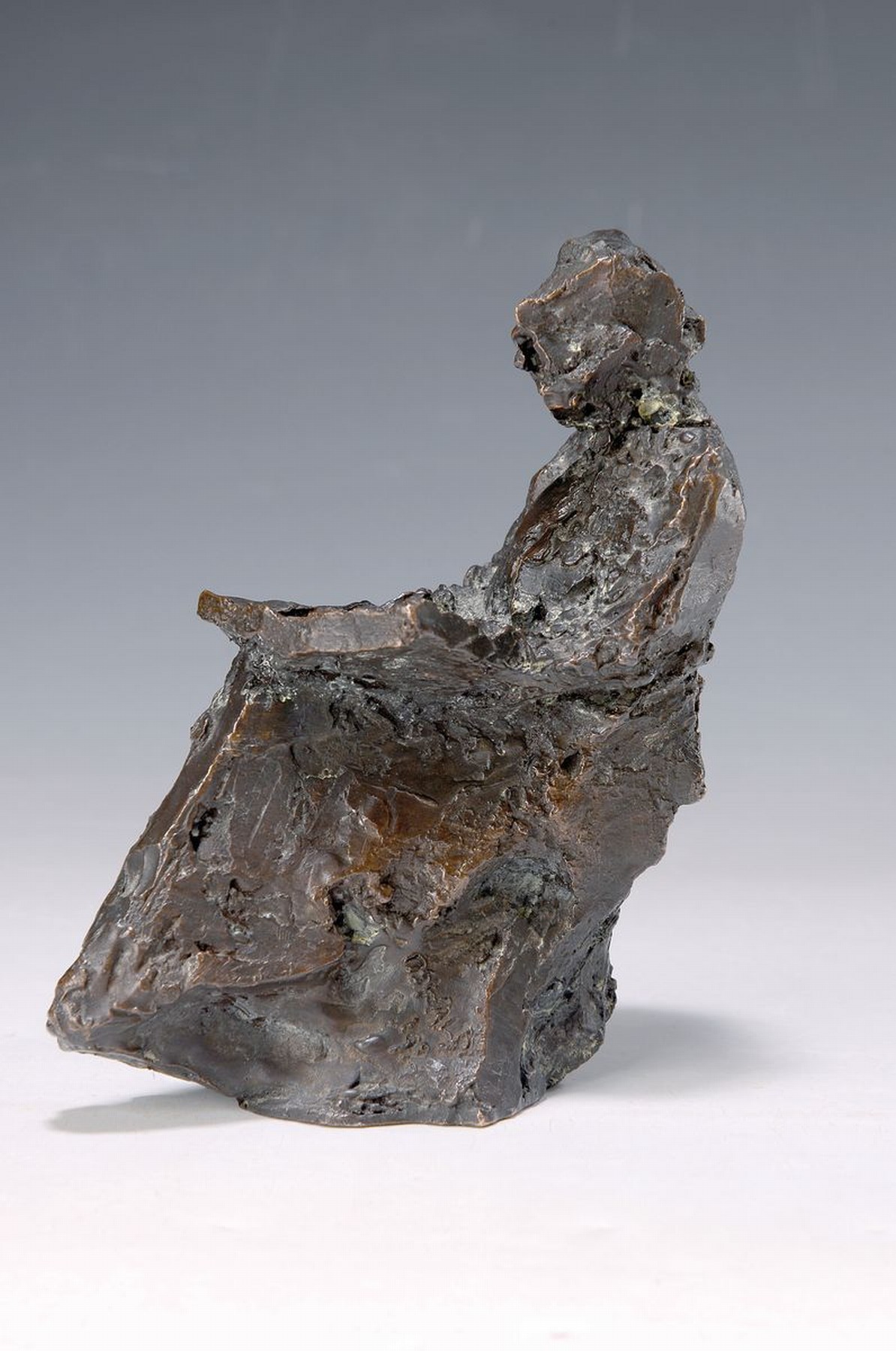 Karl Heinz Oswald, geb. 1958 in Worms, ist ein deutscher Bildhauer. Er lebt und arbeitet in Zürich und Locarno, hier: Bronze Skulptur ...