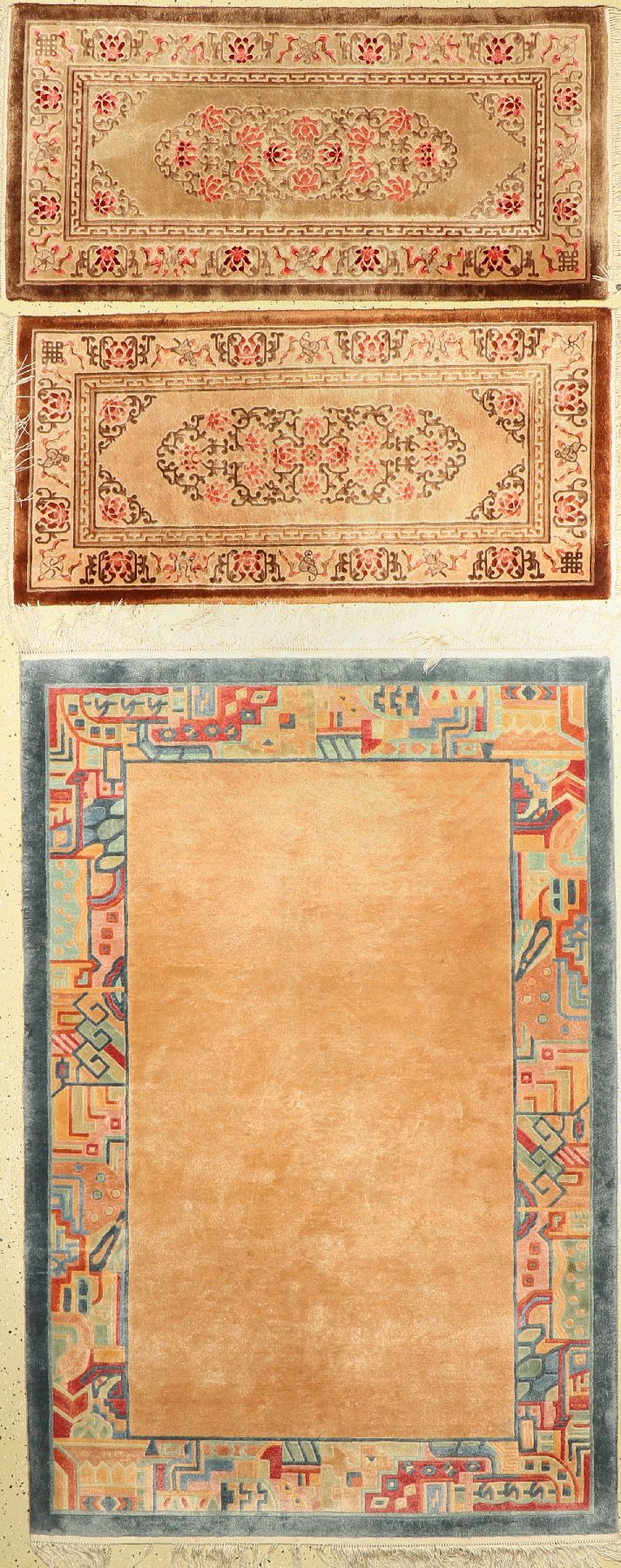 3 Lots China Seide, ca. 40 Jahre, reine Naturseide, ca. 185 x 123 cm & ca, 127 x 62 cm, EHZ: 2(reinigungsbedürftig)