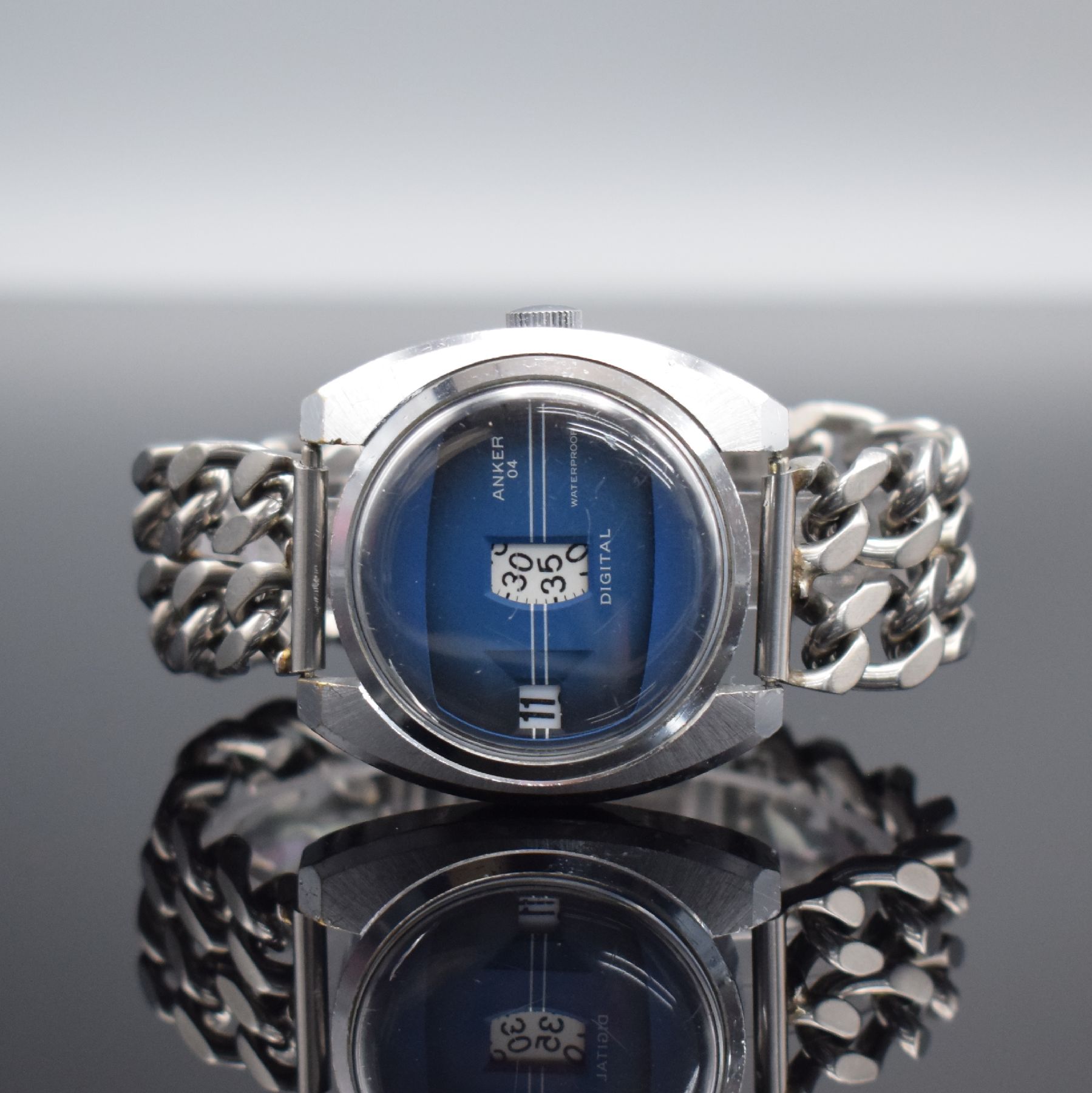 Detail f: ANKER & PROVITA 2 Herrenarmbanduhren mit digitaler Anzeige, 1.) ANKER Deutschland um 1970, Handaufzug, verchr. Geh., Stahlboden geschr., neutr. ...