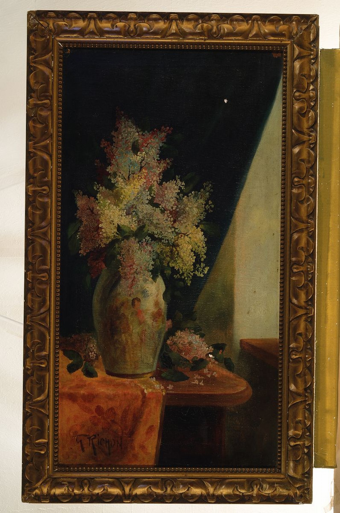 Detail k: G. Pichon, Künstler*in des 19./20.Jh., Paar Schnittblumenstillleben, Chrysanthemen bzw. Flieder, je betontes Hochformat, Öl/Lwd, je signiert, ...