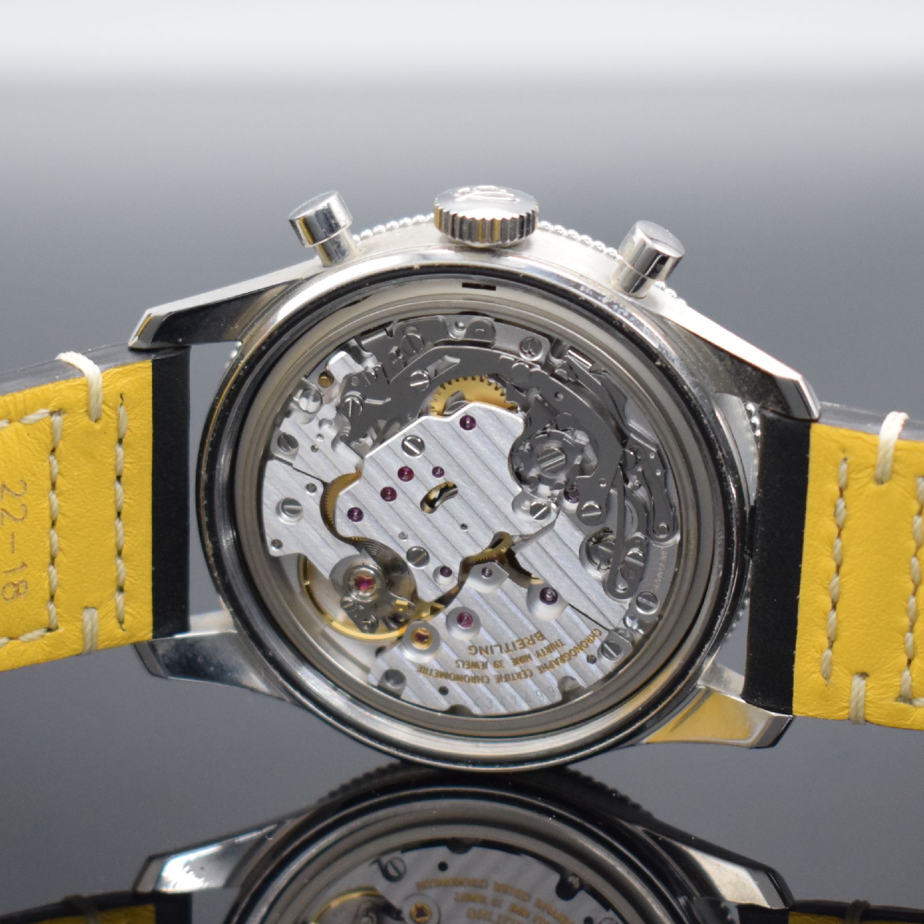 Detail g: BREITLING AVI Schaltradchronograph Referenz 765 1953 Re-Edition, Handaufzug, Schweiz um 2021, auf 1953 Stück limitiertes Sondermodell, Chronometer ...