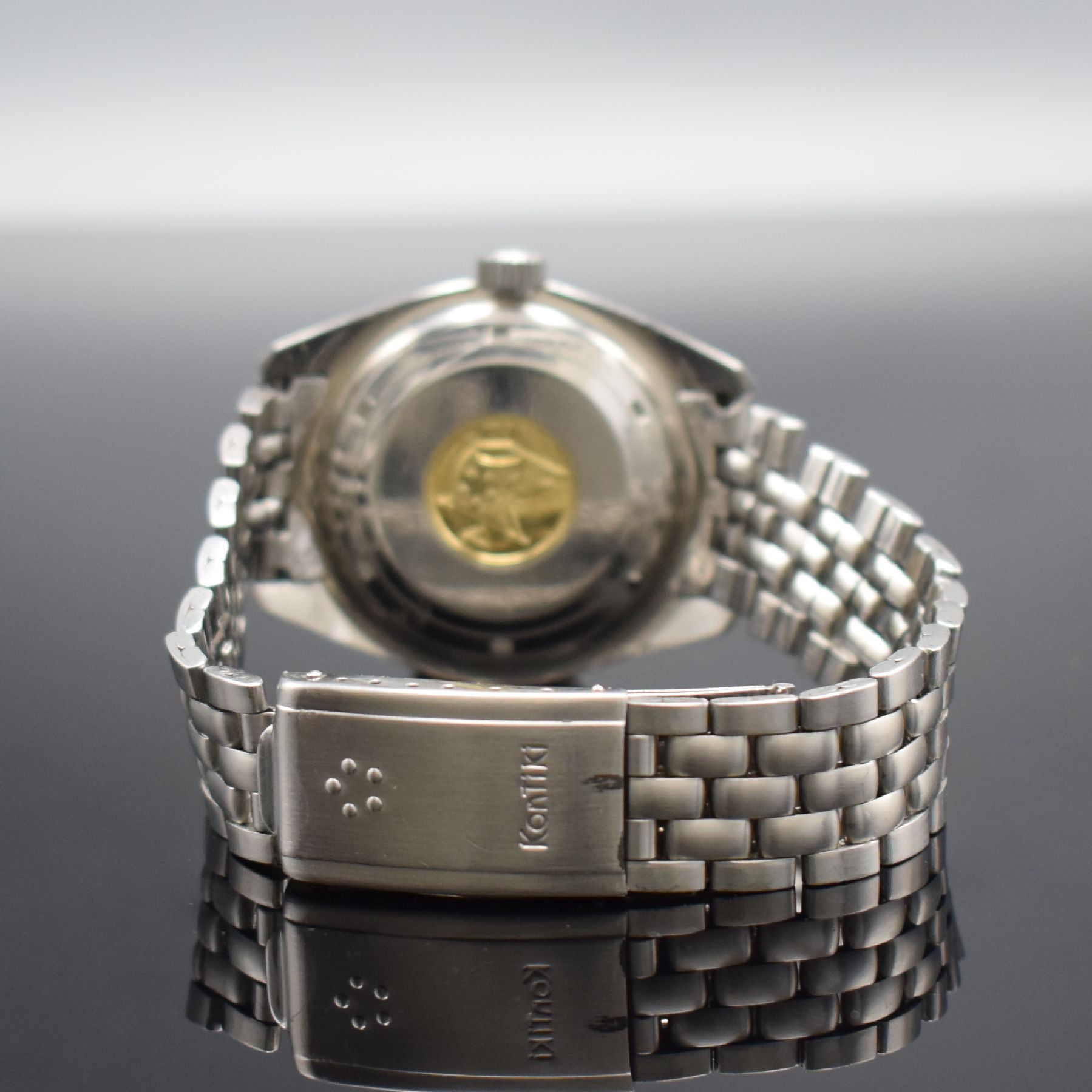 Detail b: ETERNA-MATIC Herrenarmbanduhr SUPER-KONTIKI mit Gay Freres Band in Stahl, Schweiz um 1970, Automatik, Ref. 130 FTP-3, Boden mit zentraler ...