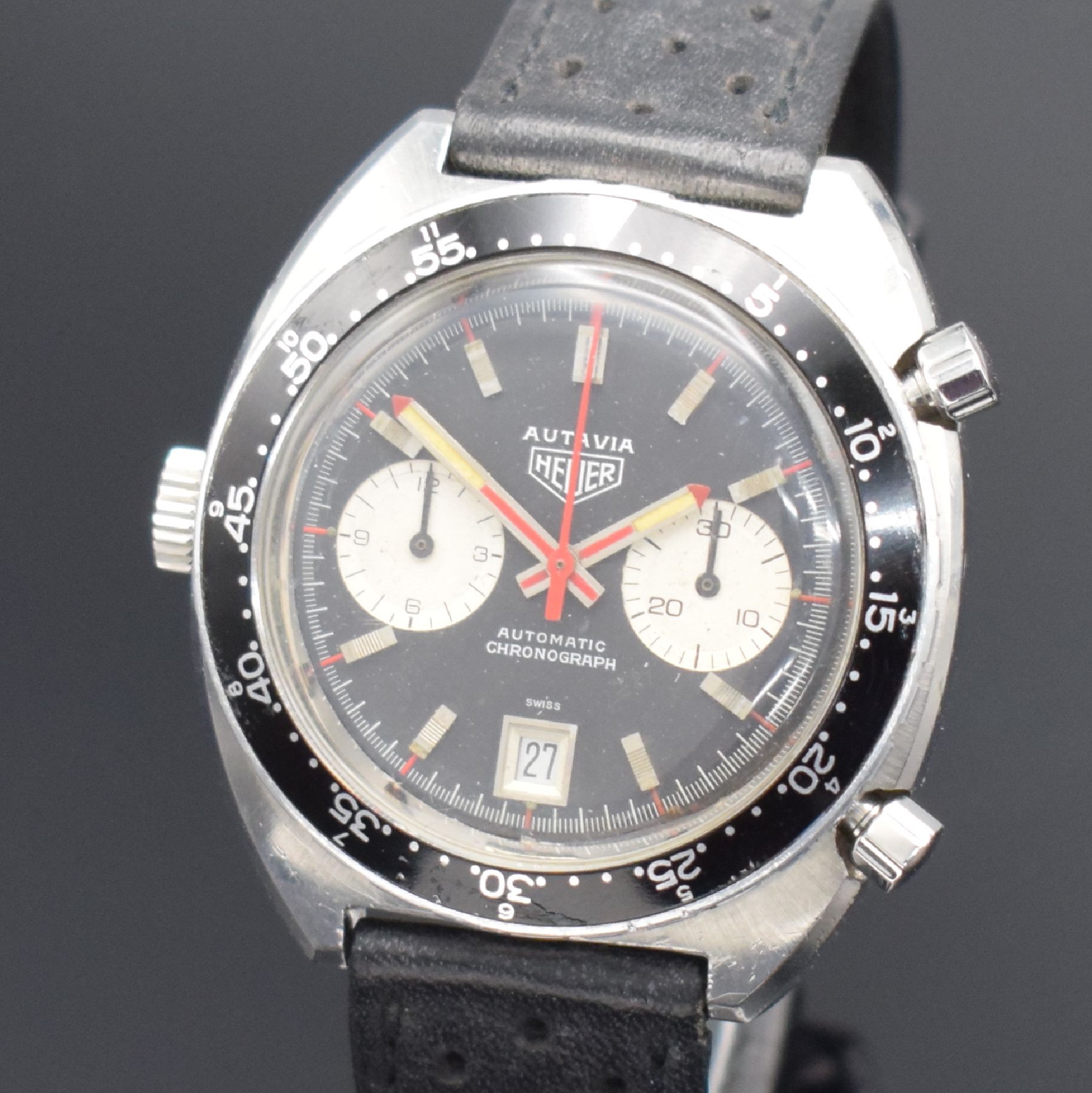 Detail a: HEUER Autavia Referenz 1163 Herrenarmbanduhr mit Chronograph, Schweiz um 1970, Automatik, massives Geh. in Stahl, Boden geschr., beids. drehb. ...
