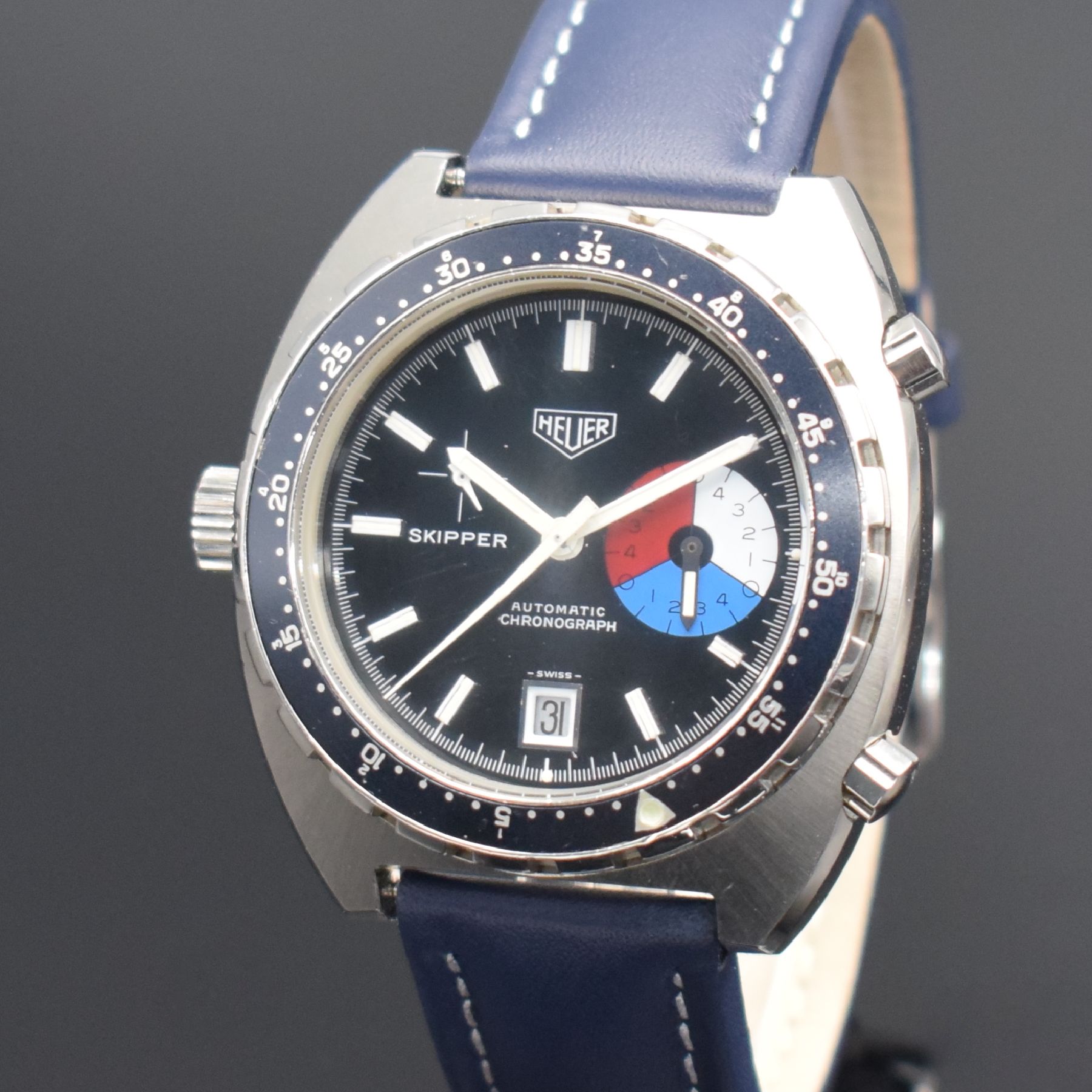 Detail a: HEUER Skipper Herrenarmbanduhr mit Chronograph, Schweiz um 1975, Automatik, Ref. 11063 V, massives Gehäuse in Stahl ohne Geh.-Nr., Boden geschr., ...
