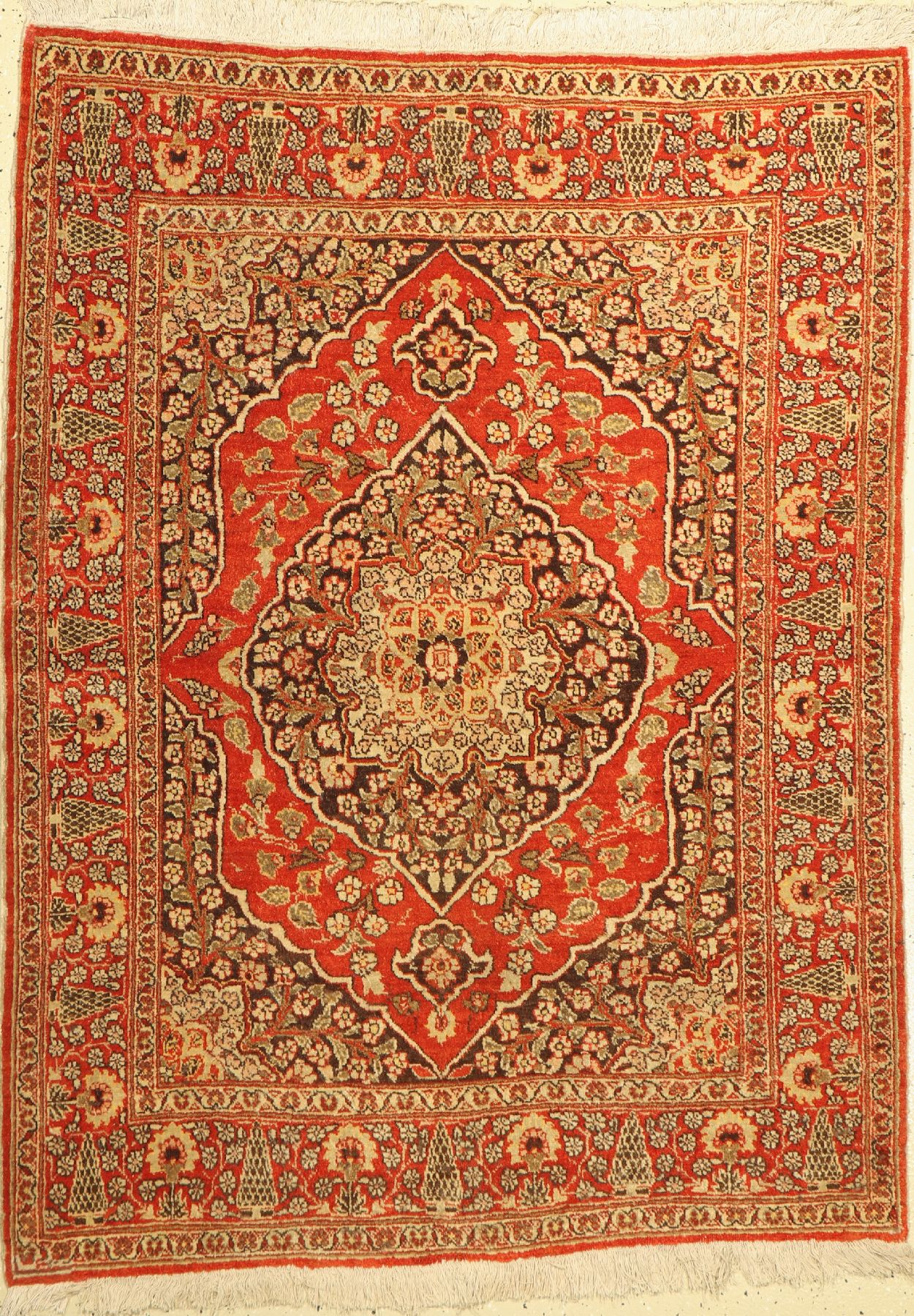 Täbriz Hadji Jalili, Persien, um 1930, Wolle auf Baumwolle, ca. 162 x 122 cm, EHZ: 2