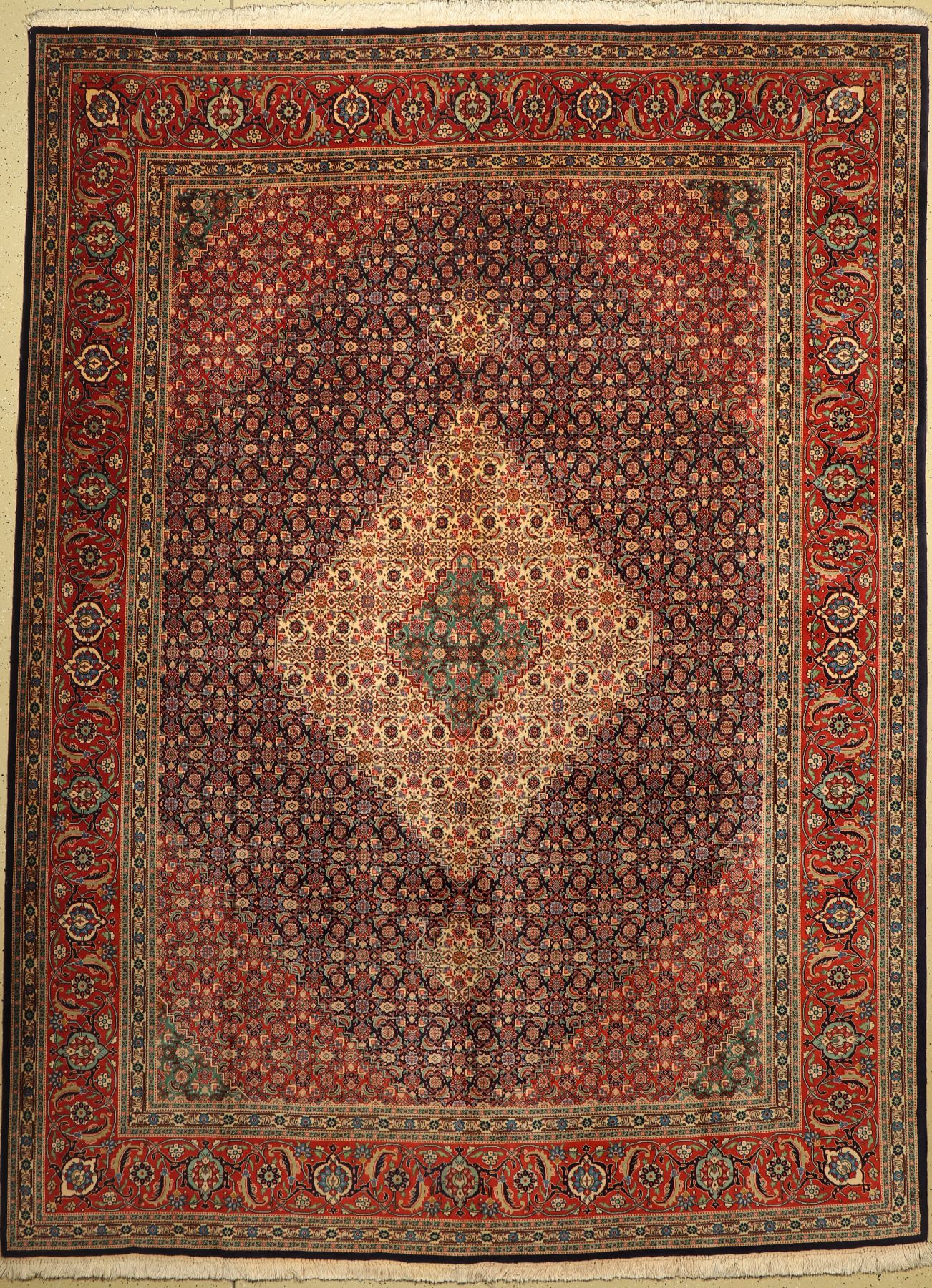 Täbriz fein, Persien, ca. 50 Jahre, Korkwolle, ca. 344 x 256 cm, EHZ: 2