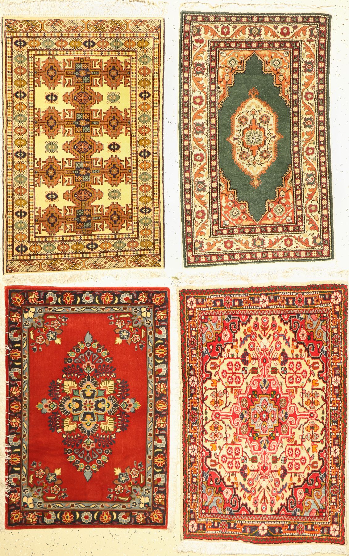 Gemischter Konvolut aus 4 Lots, Keschan, Djosan, Torkmen und Kayseri, ca. 100 x 70 cm, EHZ: 2