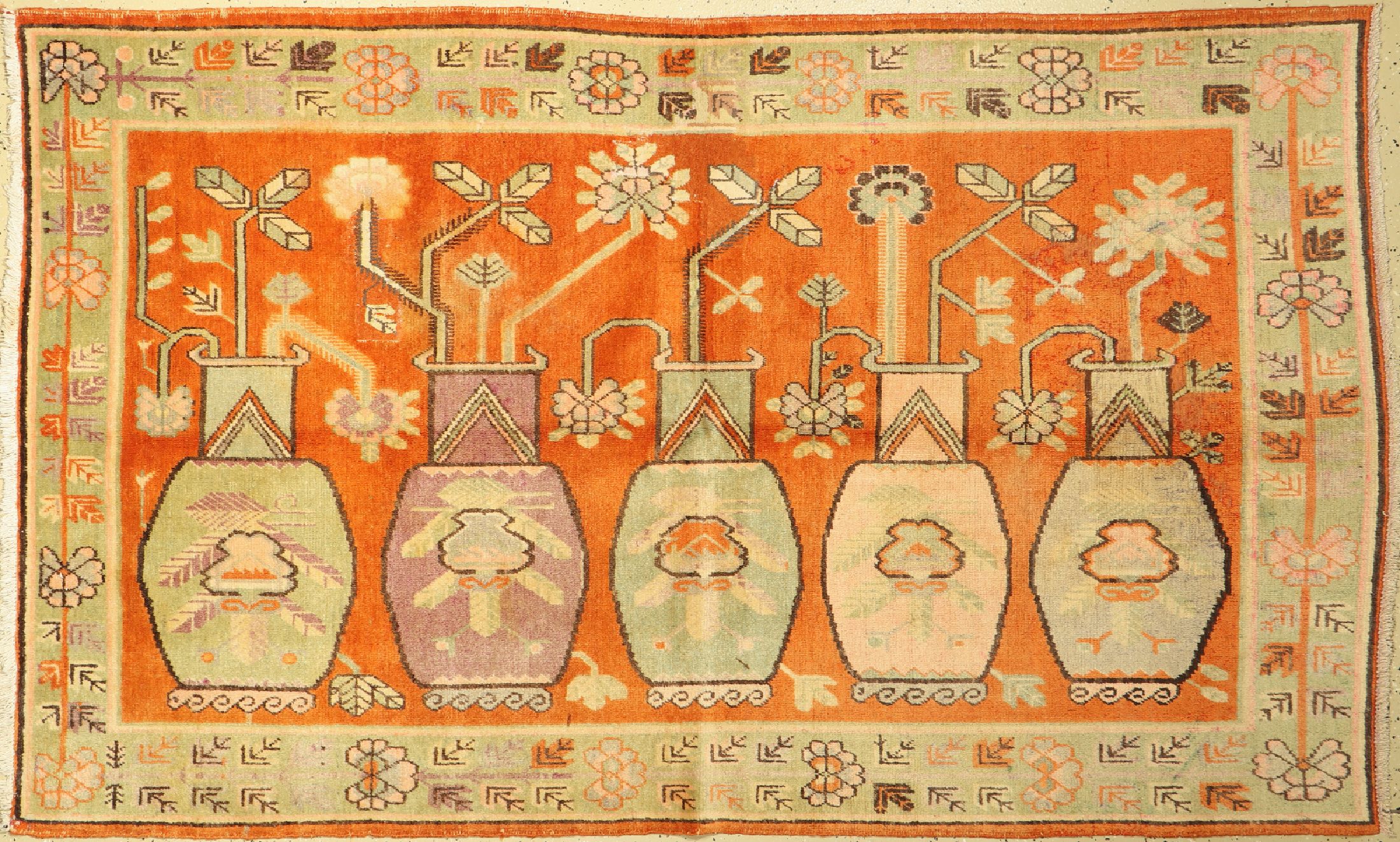 Khotan alt, Turkestan, um 1950, Wolle auf Baumwolle, ca. 250 x 152 cm, EHZ: 3-4