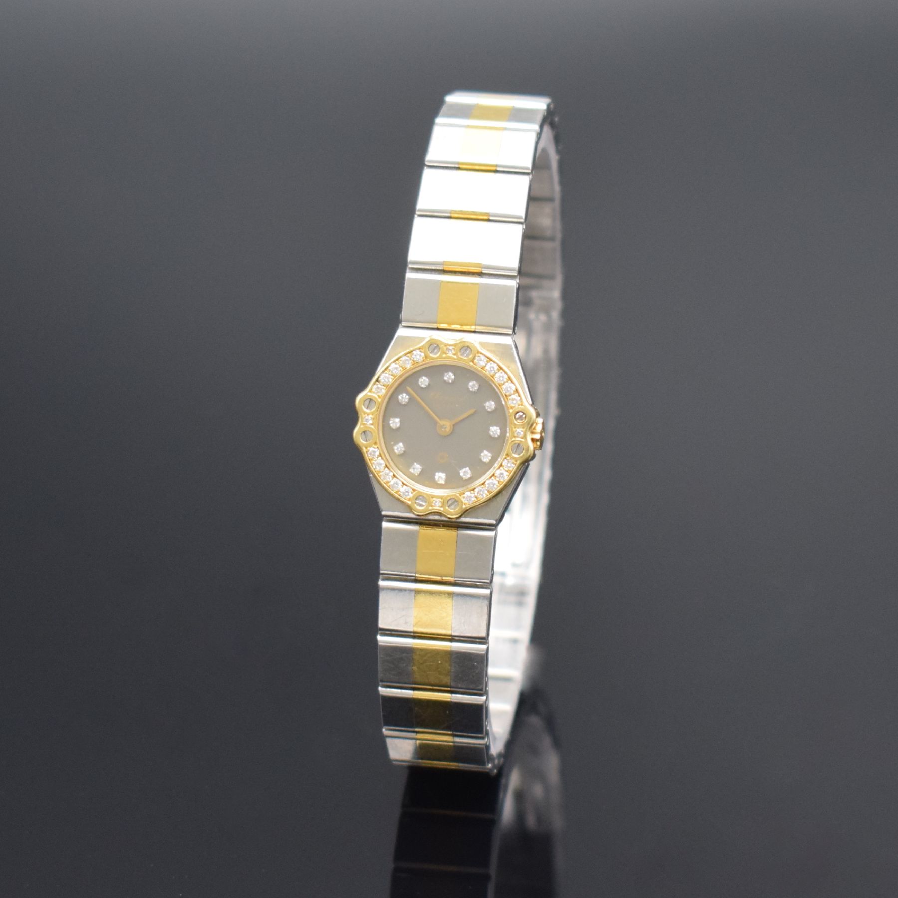 Detail b: CHOPARD Damenarmbanduhr Modell St. Moritz in Stahl/Gold, quarz, Ref. 8067, Lünette gegen Geh. 8-fach verschr., orig. Gliederband m. dopp. Faltschl., ...