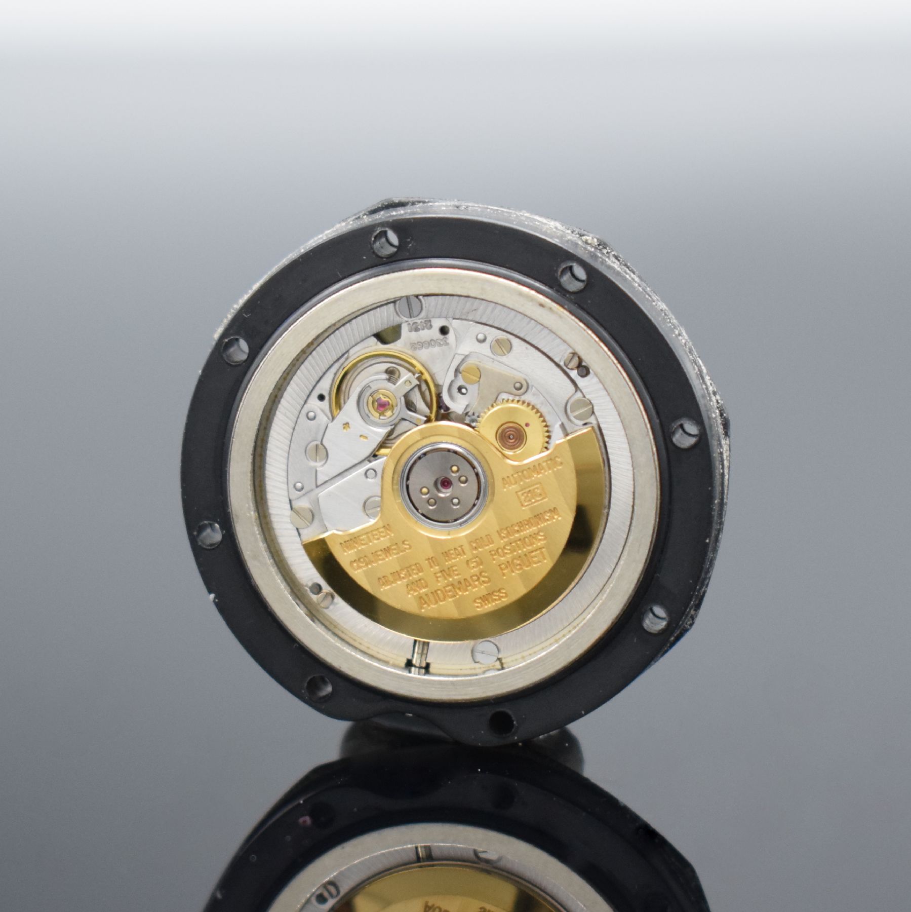 Detail i: AUDEMARS PIGUET Herrenarmbanduhr Royal Oak in Stahl/Gold kombiniert, Automatik, Schweiz um 1990, Design von Gerald Genta, Gliederband m. Faltschl., ...