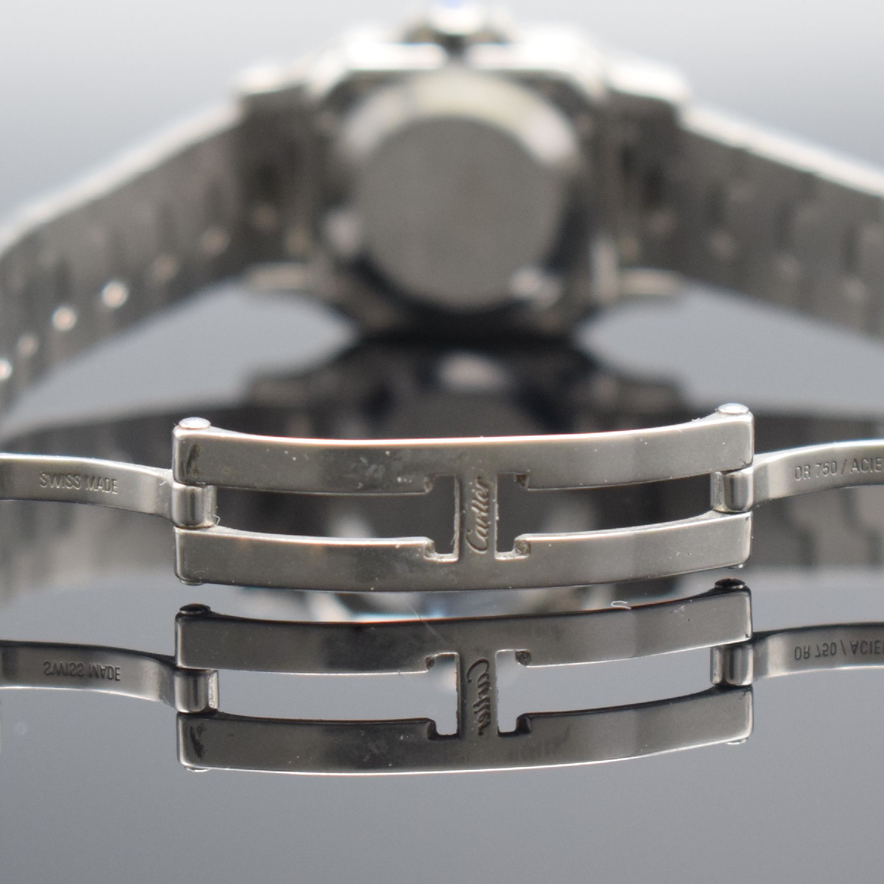 Detail d: CARTIER Santos Damenarmbanduhr in Stahl/Gold, Schweiz um 1990, Automatik, Ref. 1170902, Boden & Lünette 8-fach verschr., Gliederband m. dopp. ...