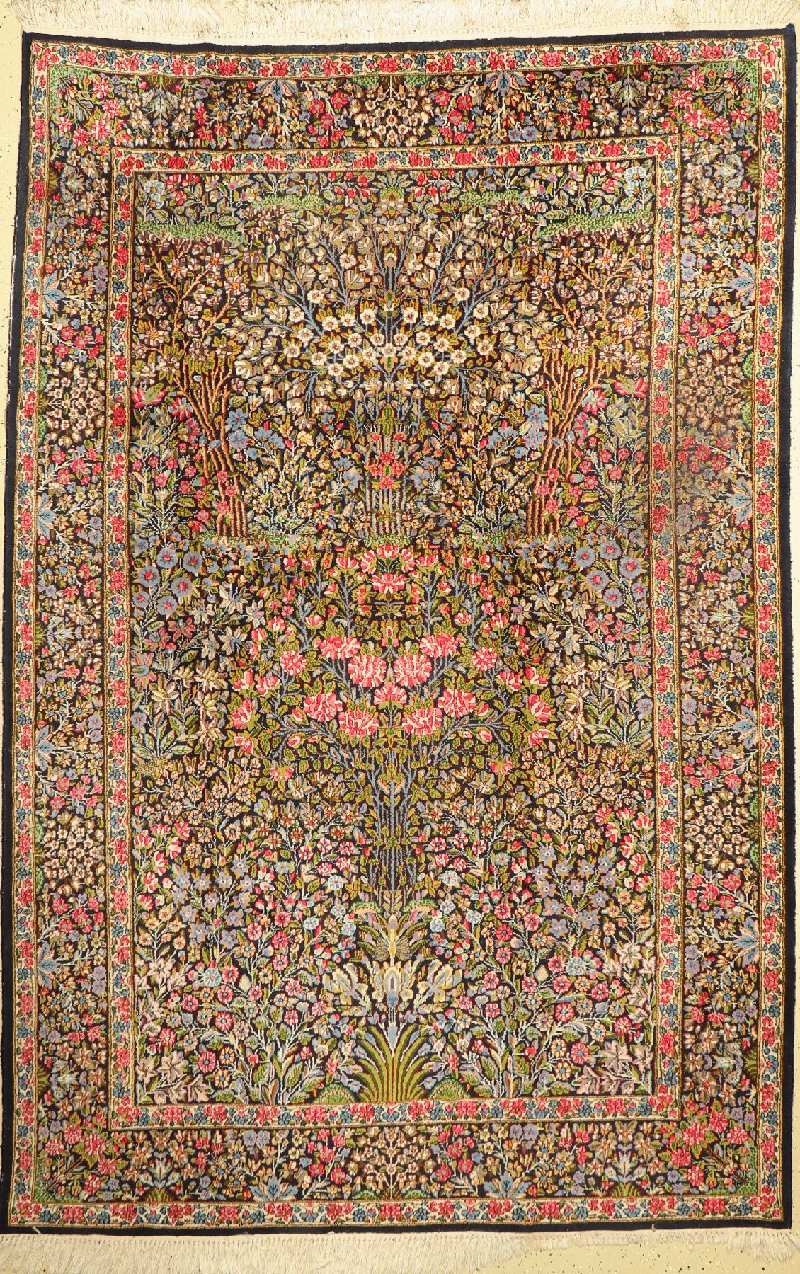 Kerman Lawar fein, Persien, ca. 50 Jahre, Korkwolle, ca. 270 x 180 cm, Reinigungsbedürftig, EHZ: 2