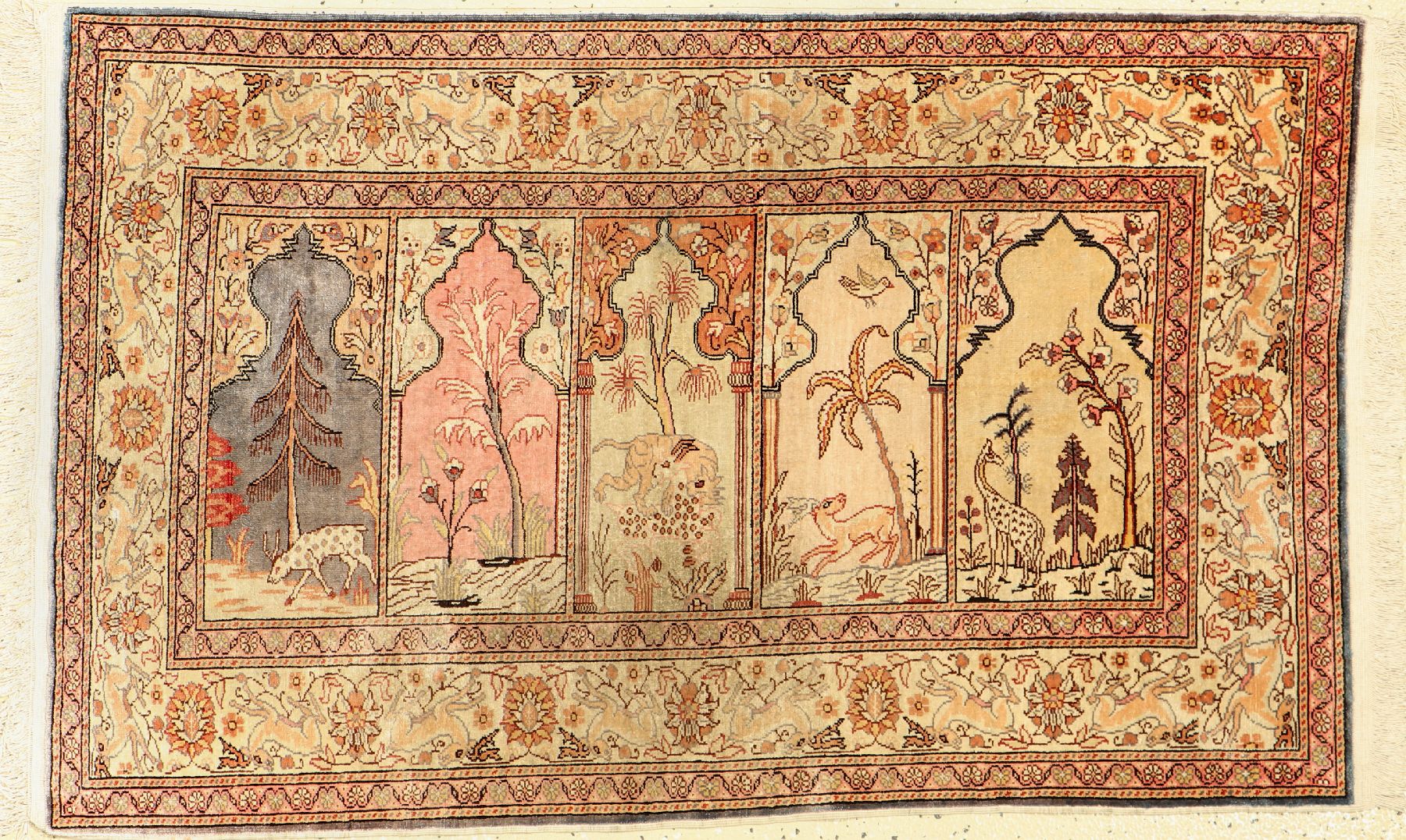 Kayseri Seide fein, Türkei, um 1960, reine Naturseide, ca. 115 x 75 cm, EHZ: 2-3