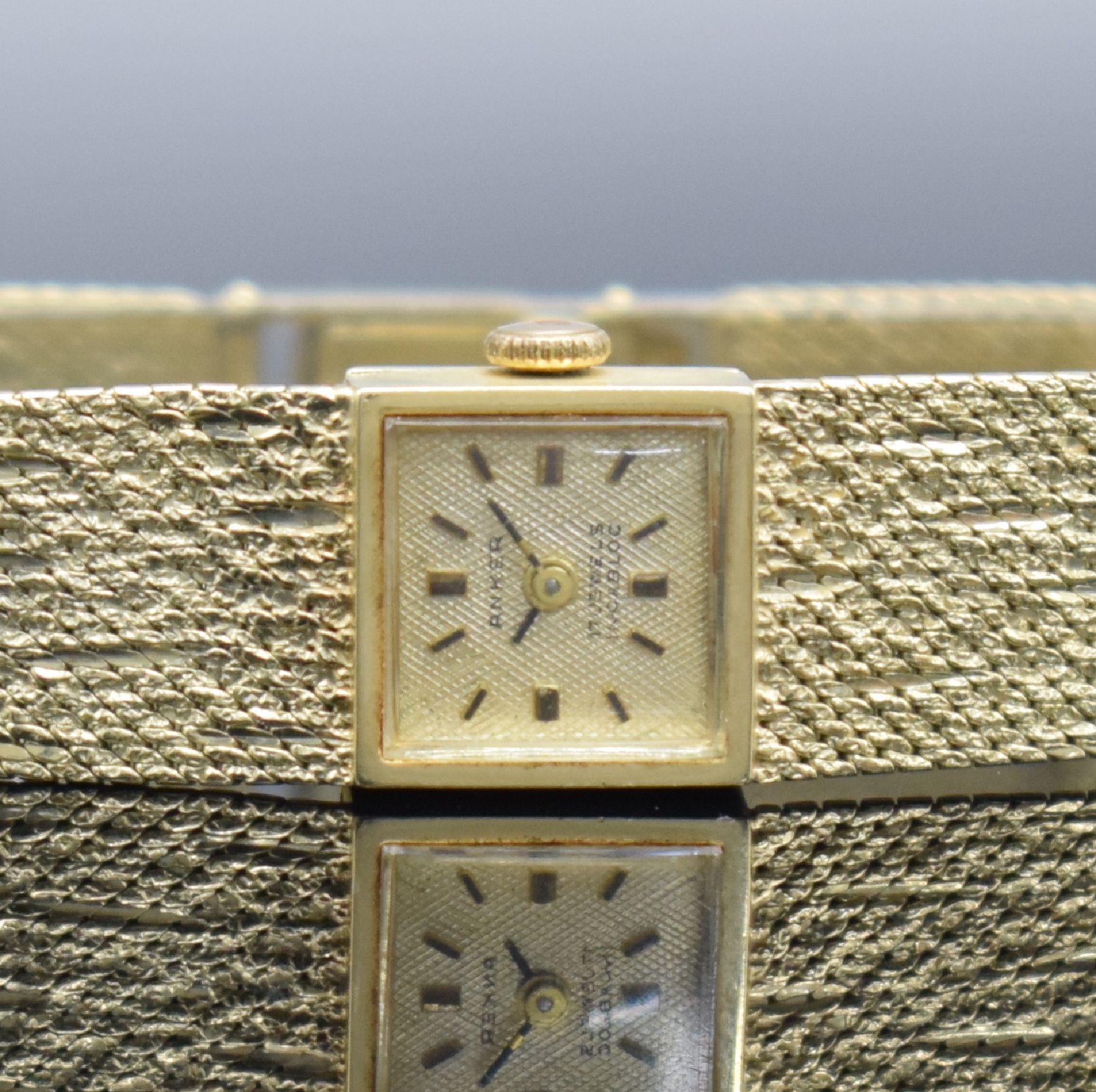 Detail a: ANKER Damenarmbanduhr in GG 585/000, Deutschland um 1960, Handaufzug, 2-teil. Geh., Boden aufgedr., gold. Zifferbl. m. aufges. Std.-Ind., GG 585/000 ...