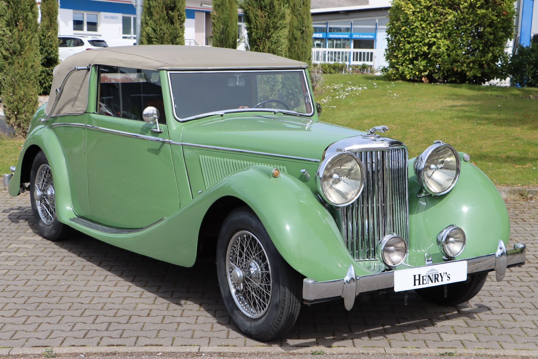 Jaguar MK IV 3,5 Liter Cabriolet, Fahrgestellnummer: 637346, EZ 02/1948, Laufleistung ca.3.761 miles abgelesen, 92 kW/125 PS, Schaltgetriebe, ...