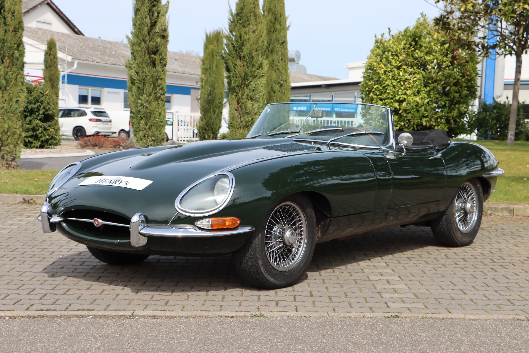 Detail a: Jaguar E-Type Serie 1 3.8 Liter Cabriolet, Fahrgestellnummer: 875303, EZ 06/1961, Laufleistung ca. 12.948 miles abgelesen, 154 kW/209 PS, ...
